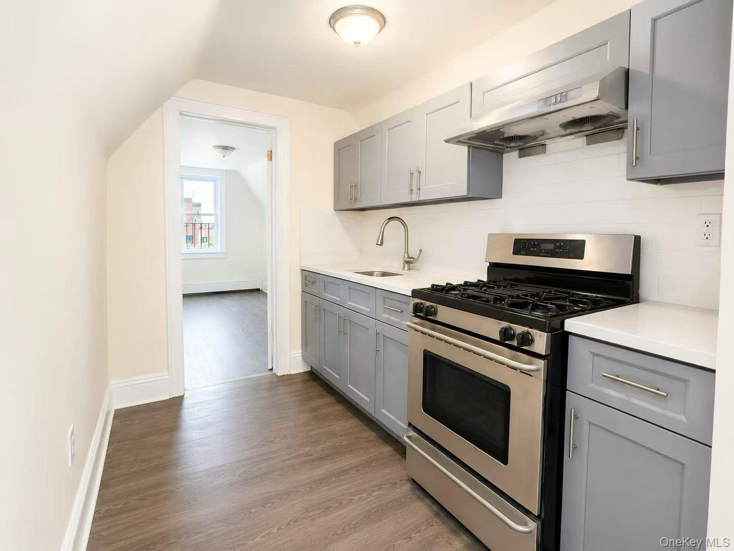 Single Family 103 Street Queens, NY 11368, MLS-1032367-7