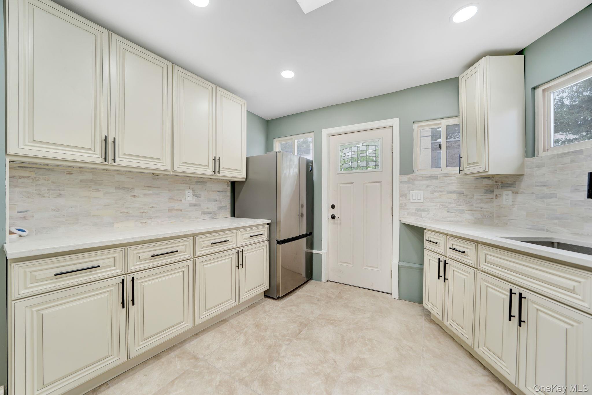 Single Family E 34th Street Brooklyn, NY 11234, MLS-1032375-13