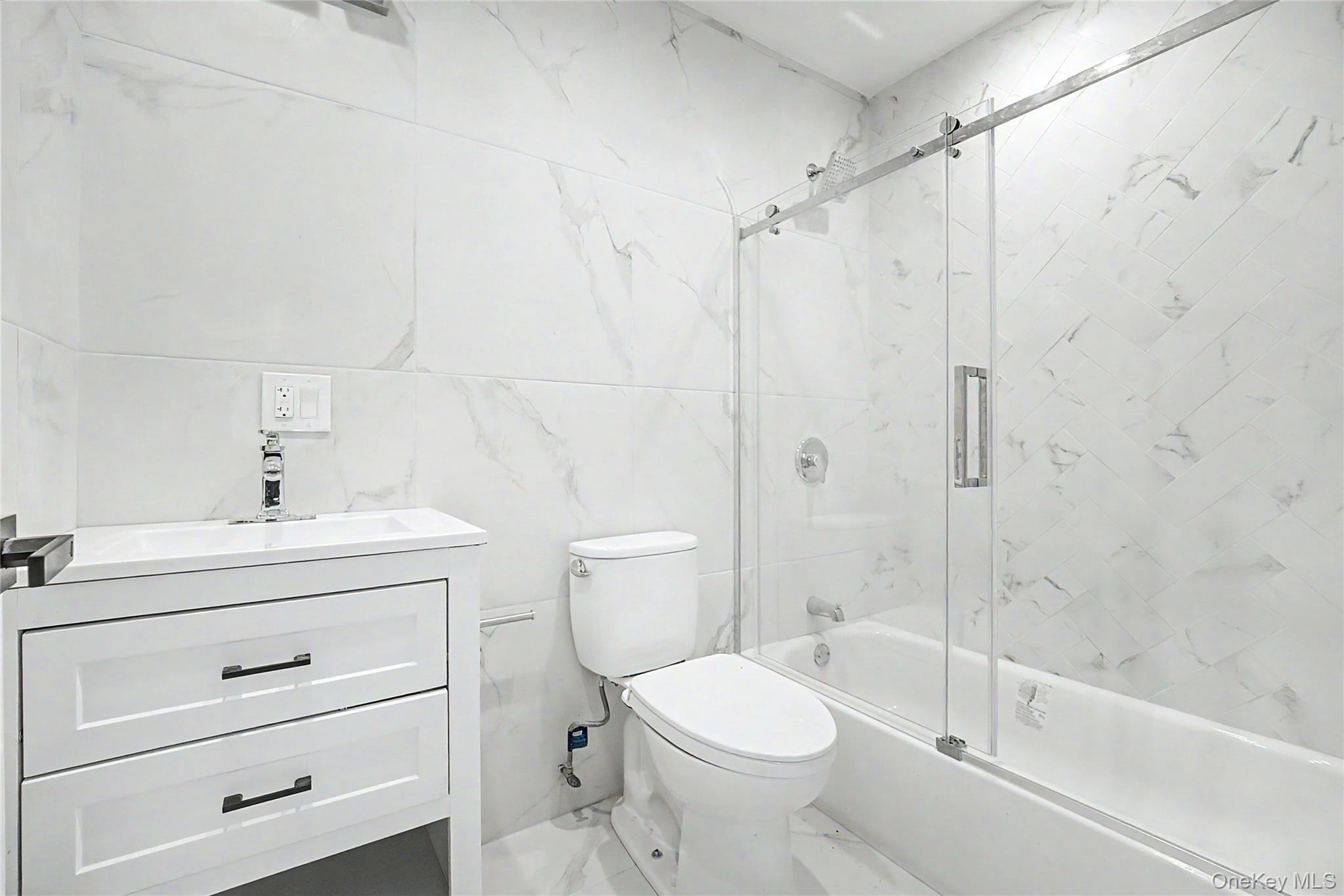 Single Family 34th Avenue  Queens, NY 11368, MLS-1032380-12