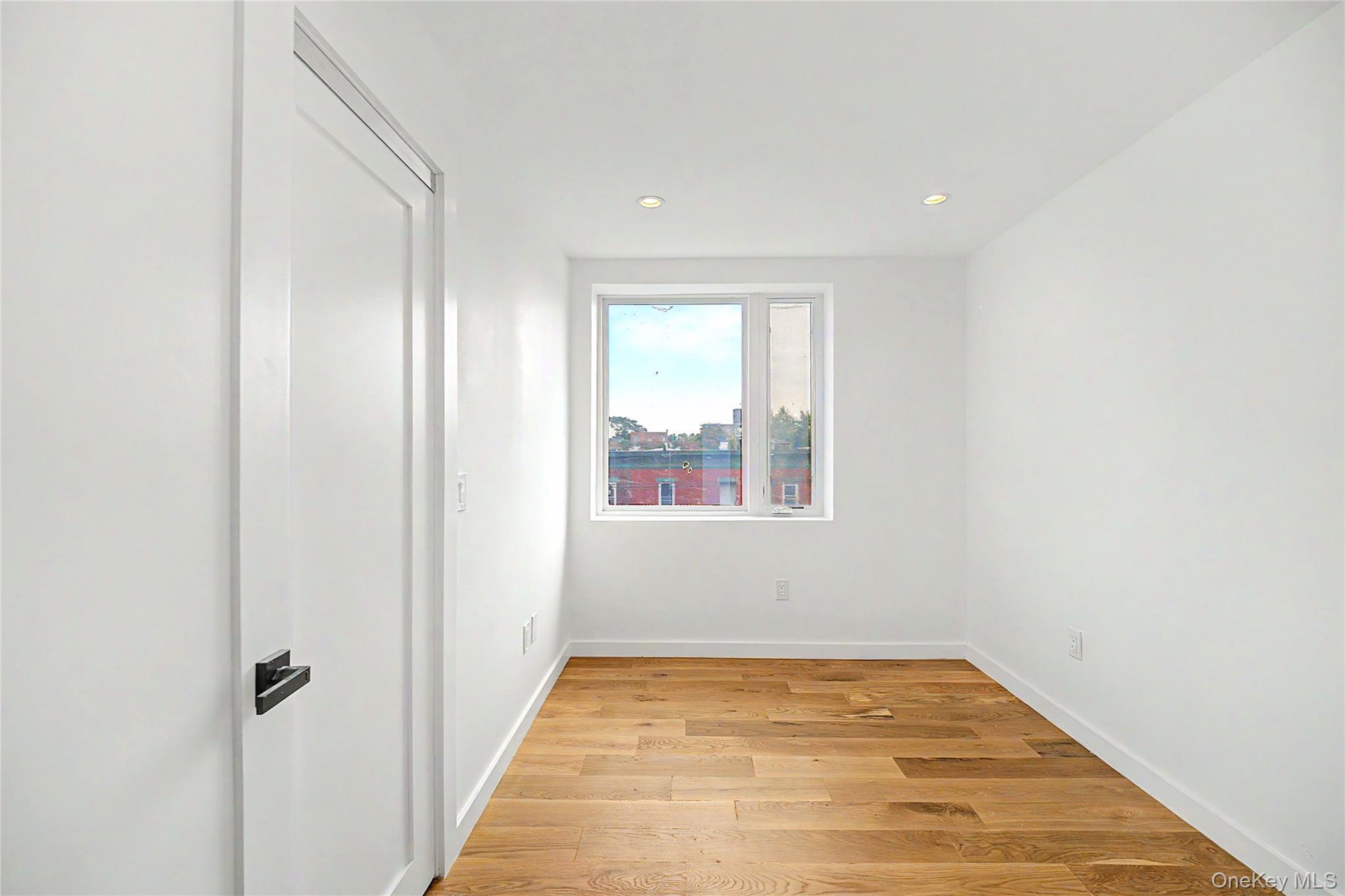 Single Family 34th Avenue  Queens, NY 11368, MLS-1032380-9