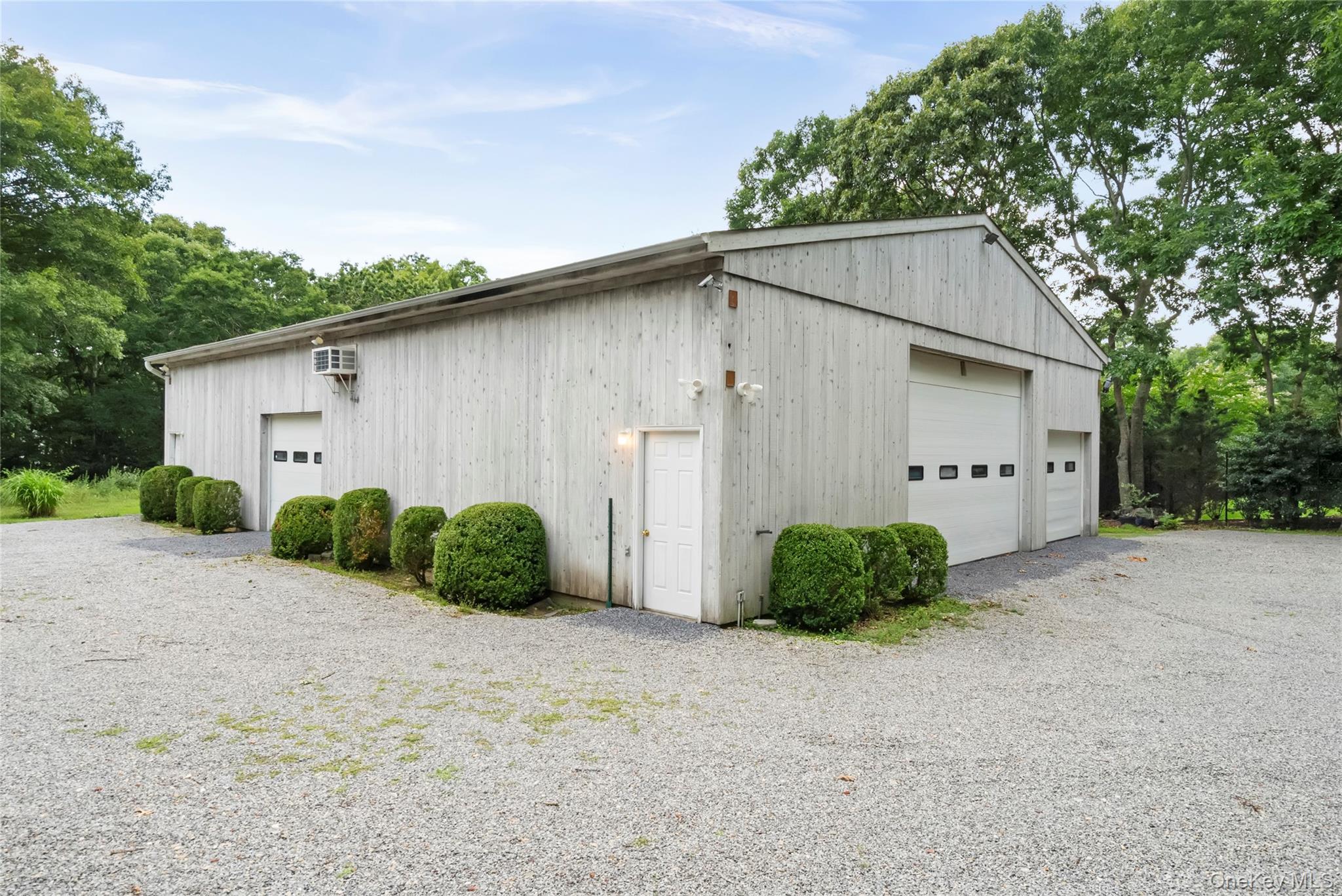 Single Family Old Farm Road  Suffolk County, NY 11962, MLS-1032391-16