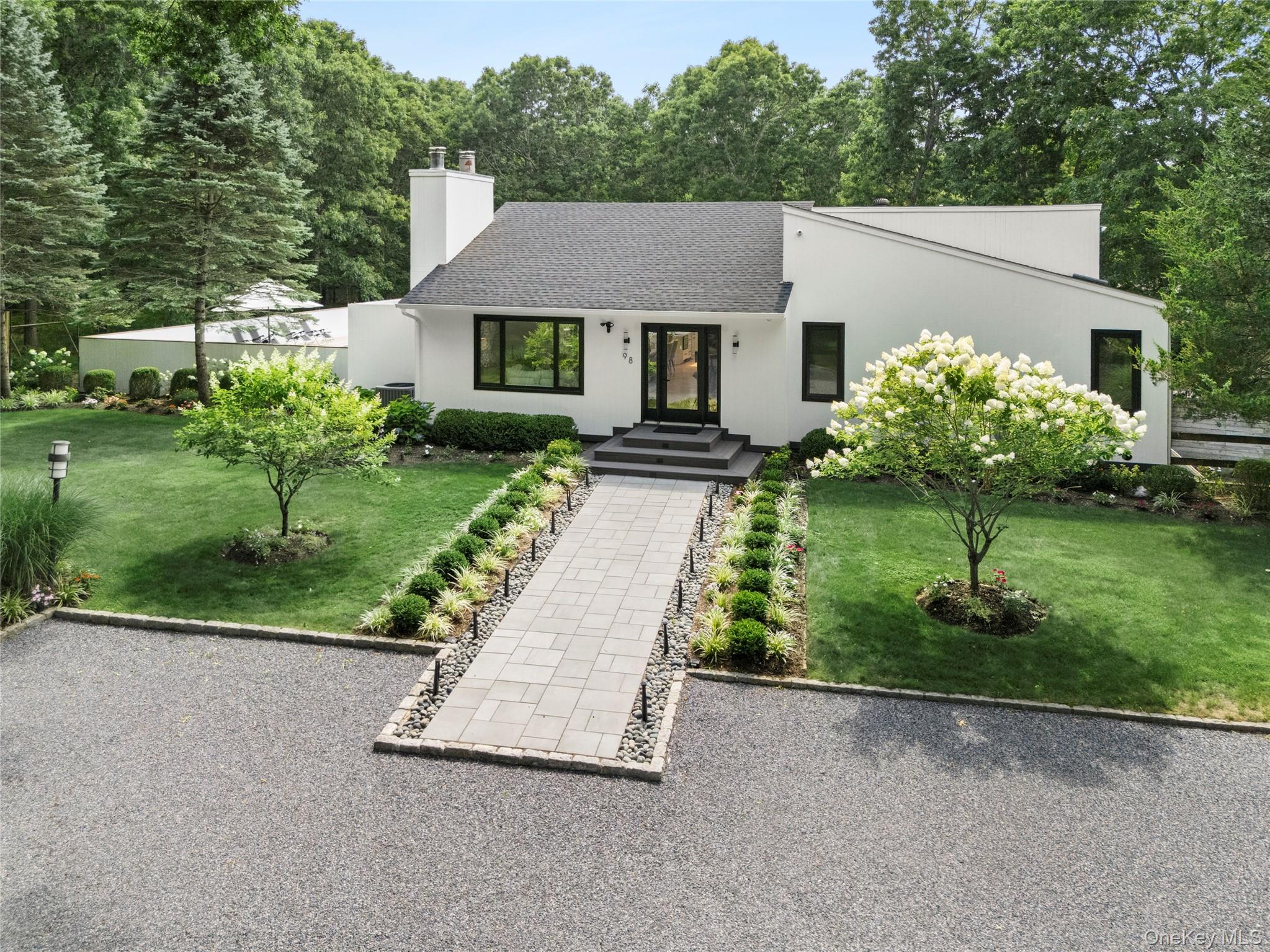 Single Family Old Farm Road  Suffolk County, NY 11962, MLS-1032391-3