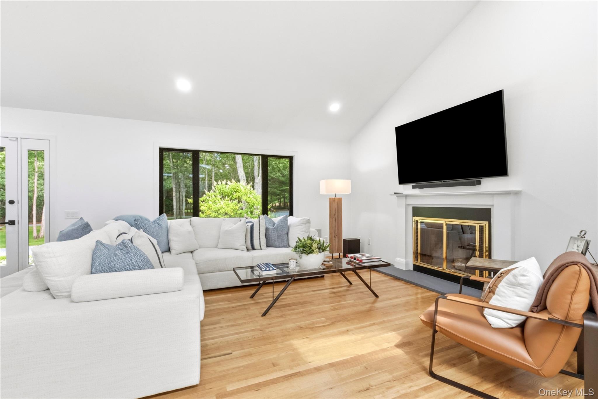 Single Family Old Farm Road  Suffolk County, NY 11962, MLS-1032391-7