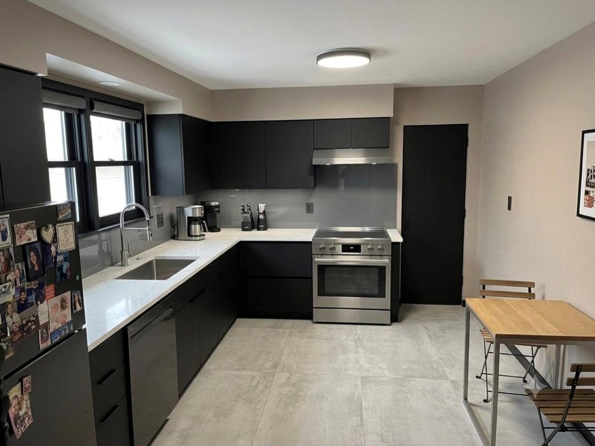 Single Family 95th Avenue Queens, NY 11416, MLS-1032434-4