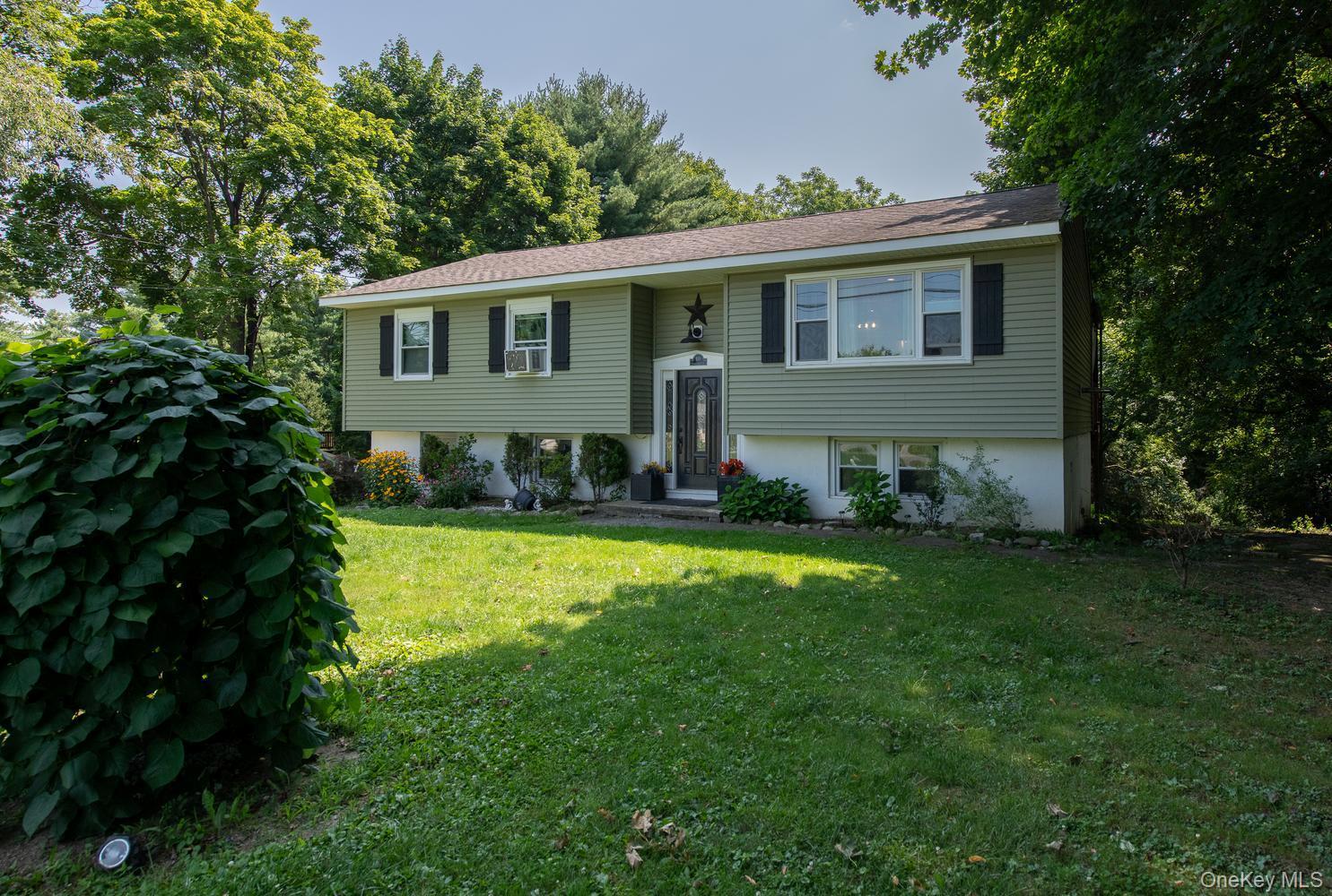 Single Family Lakeview Court Dutchess County, NY 12603, MLS-1032439-2
