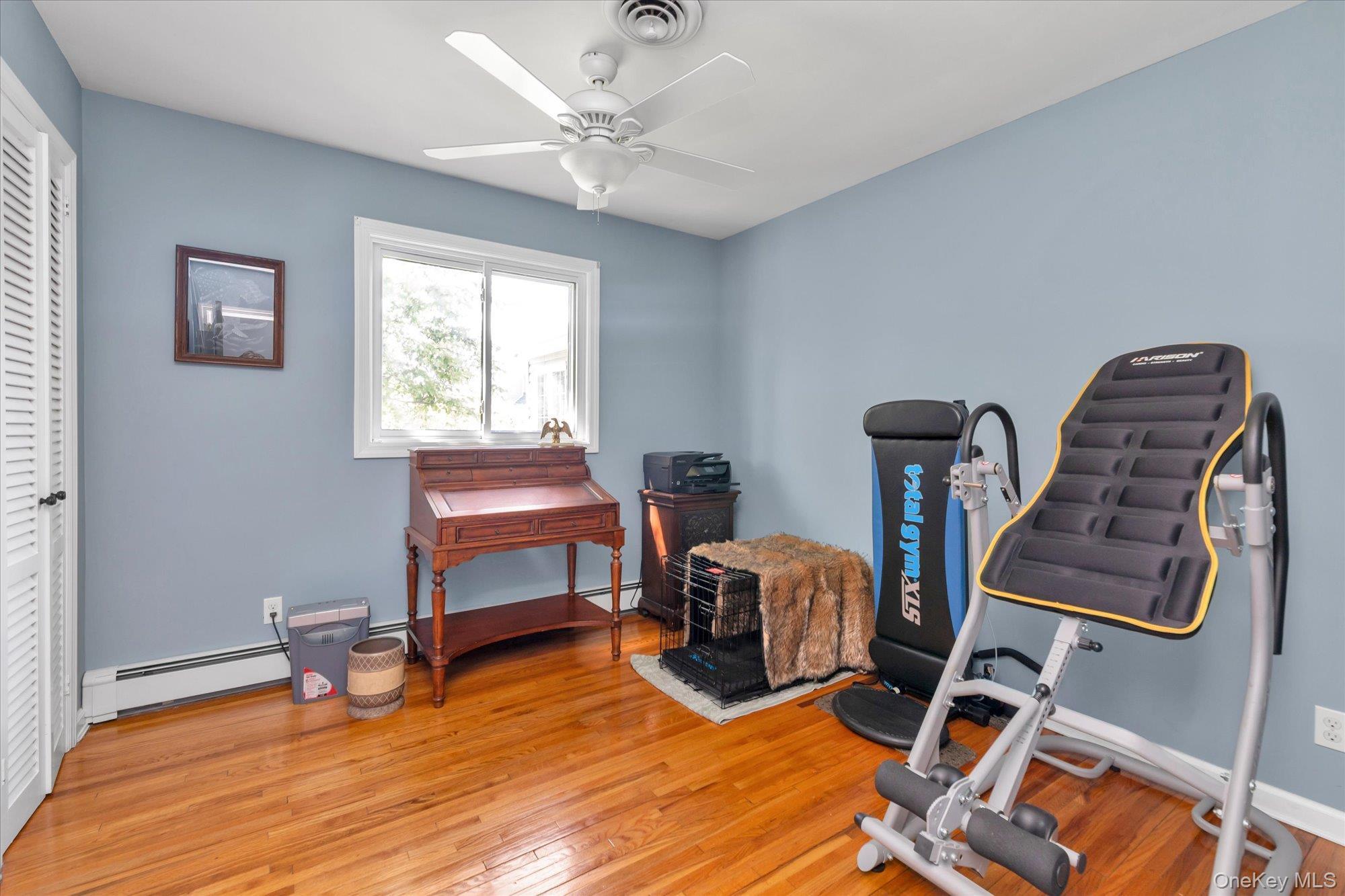 Single Family Montgomery Lane Suffolk County, NY 11706, MLS-1032442-15