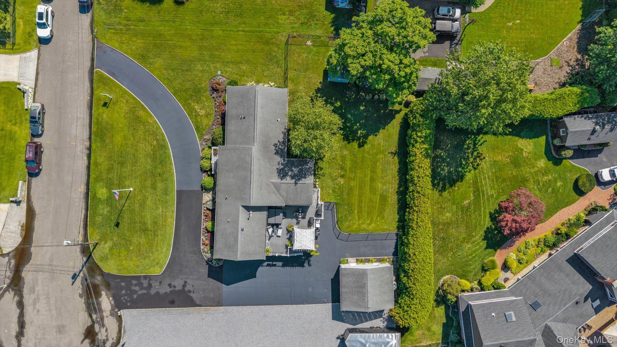 Single Family Montgomery Lane Suffolk County, NY 11706, MLS-1032442-35