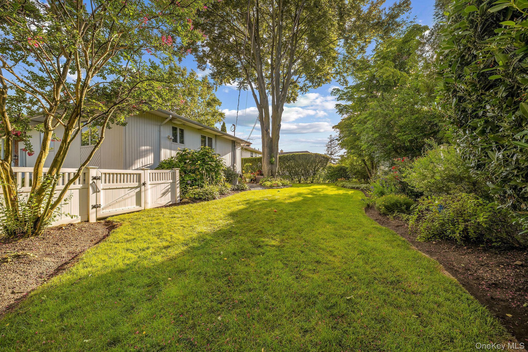 Single Family Cortland Avenue  Nassau County, NY 11753, MLS-1032453-31