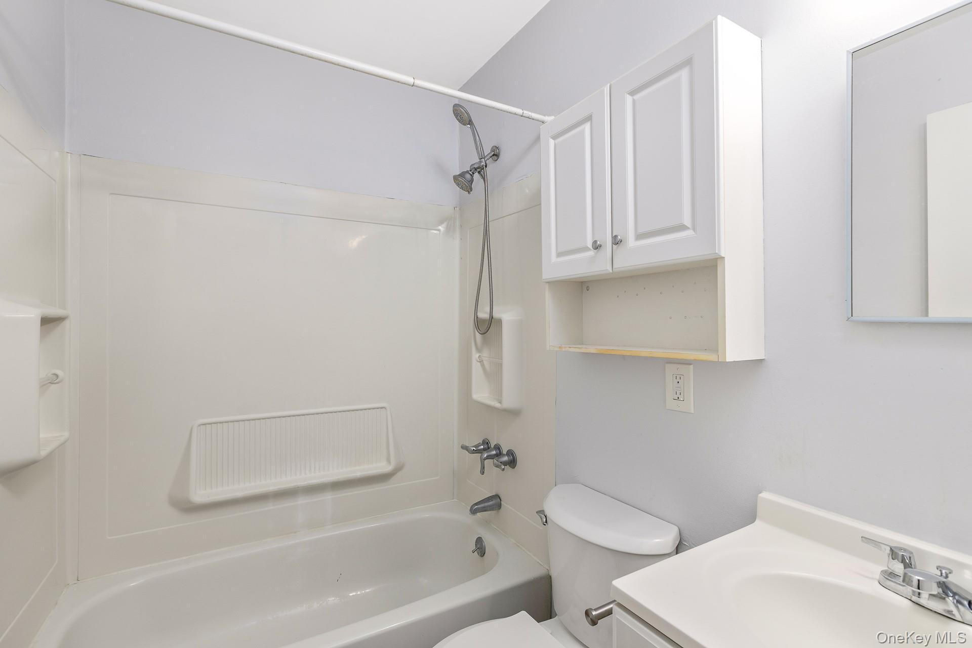 Single Family Pentmoor Drive Suffolk County, NY 11950, MLS-1032463-33