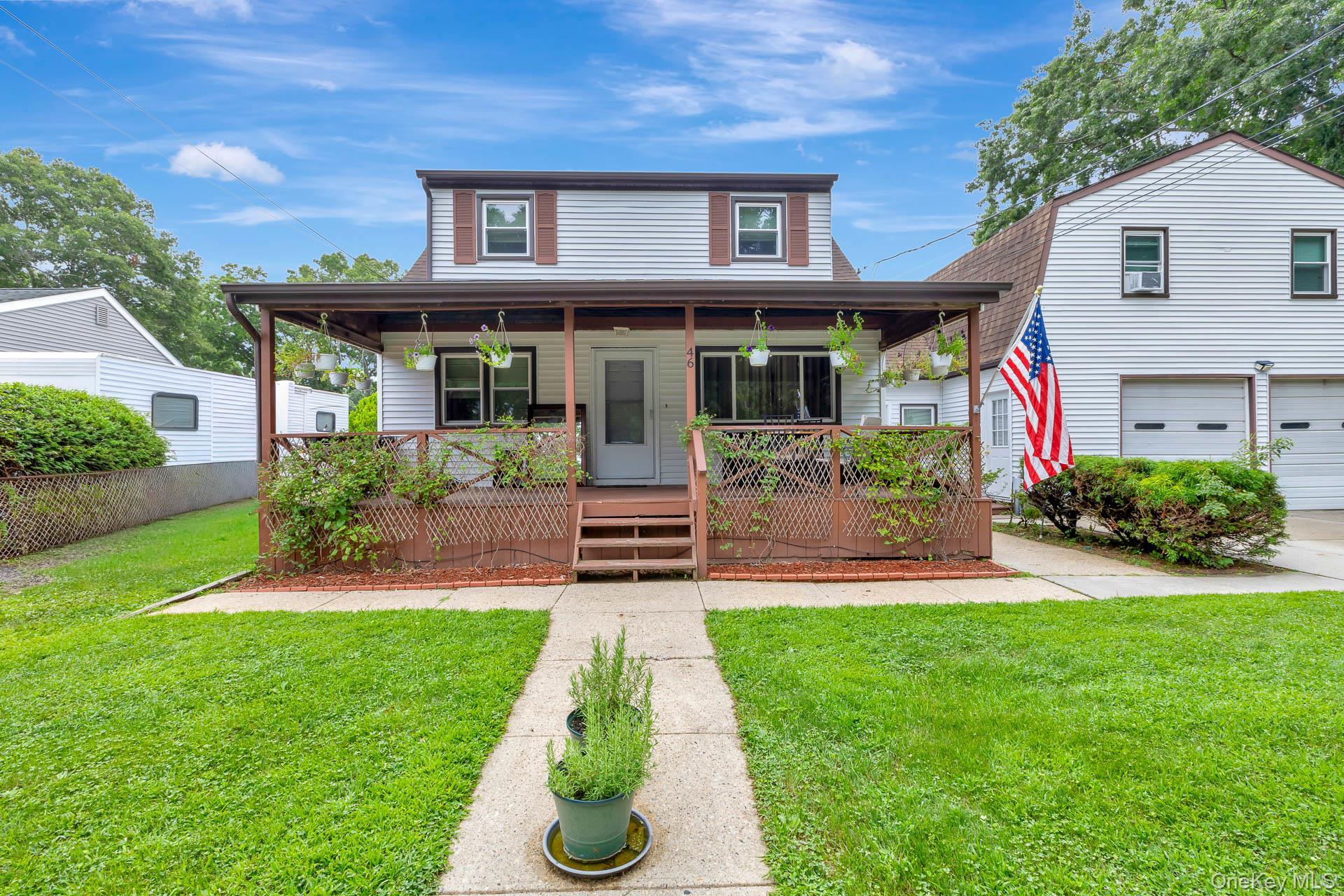 Single Family Pentmoor Drive Suffolk County, NY 11950, MLS-1032463-4