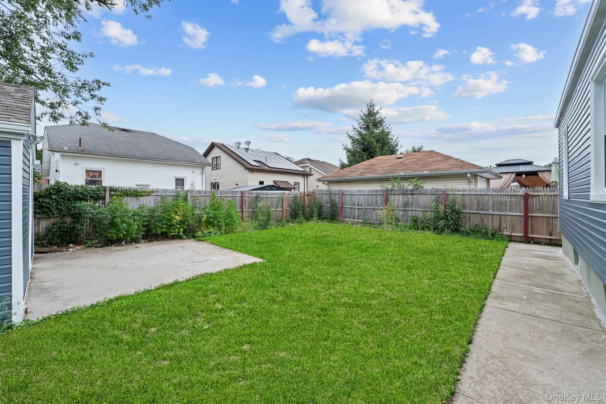 Single Family Fordham Place Nassau County, NY 11550, MLS-1032465-11
