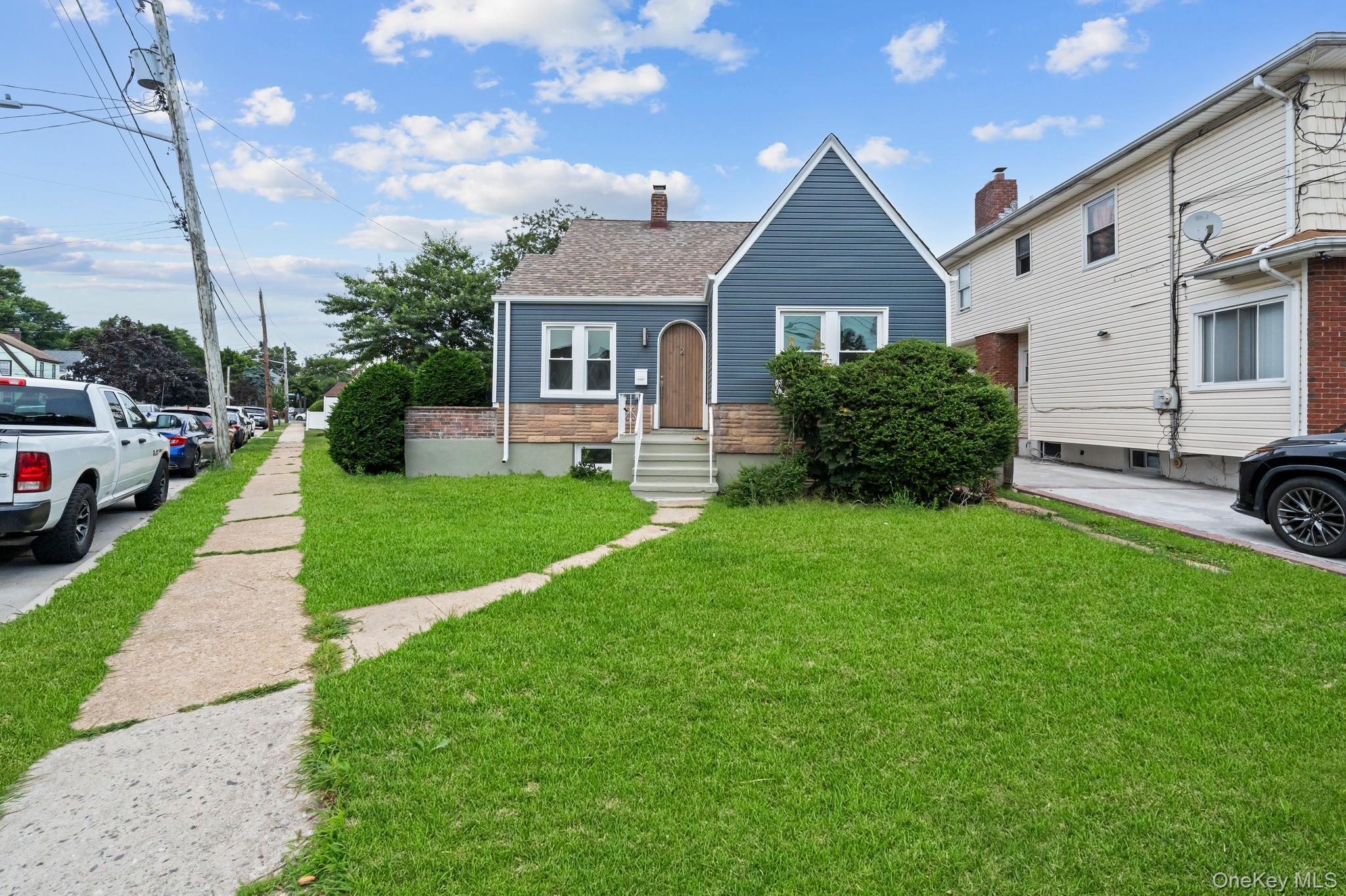 Single Family Fordham Place  Nassau County, NY 11550, MLS-1032465-14