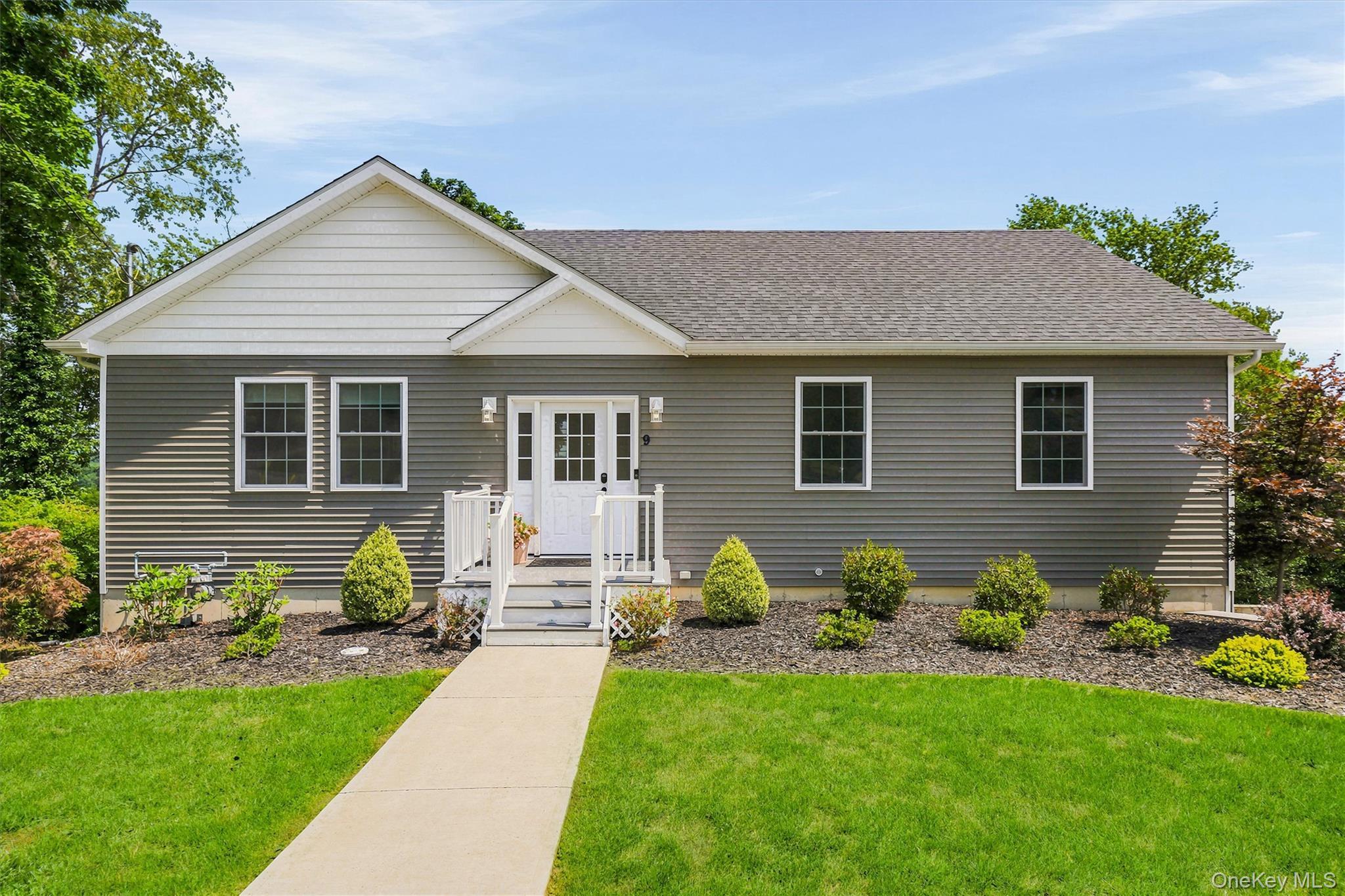 Single Family Overlook Terrace Orange County, NY 12586, MLS-1032471-3