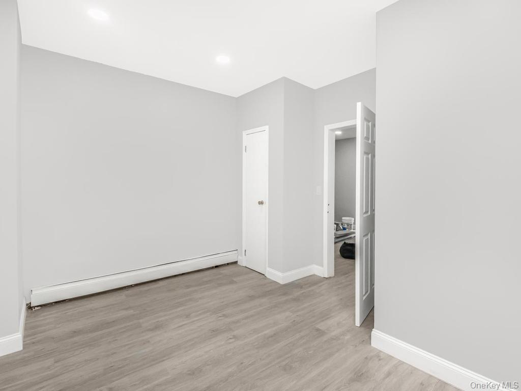 Single Family Longfellow Avenue Bronx, NY 10460, MLS-1032476-14