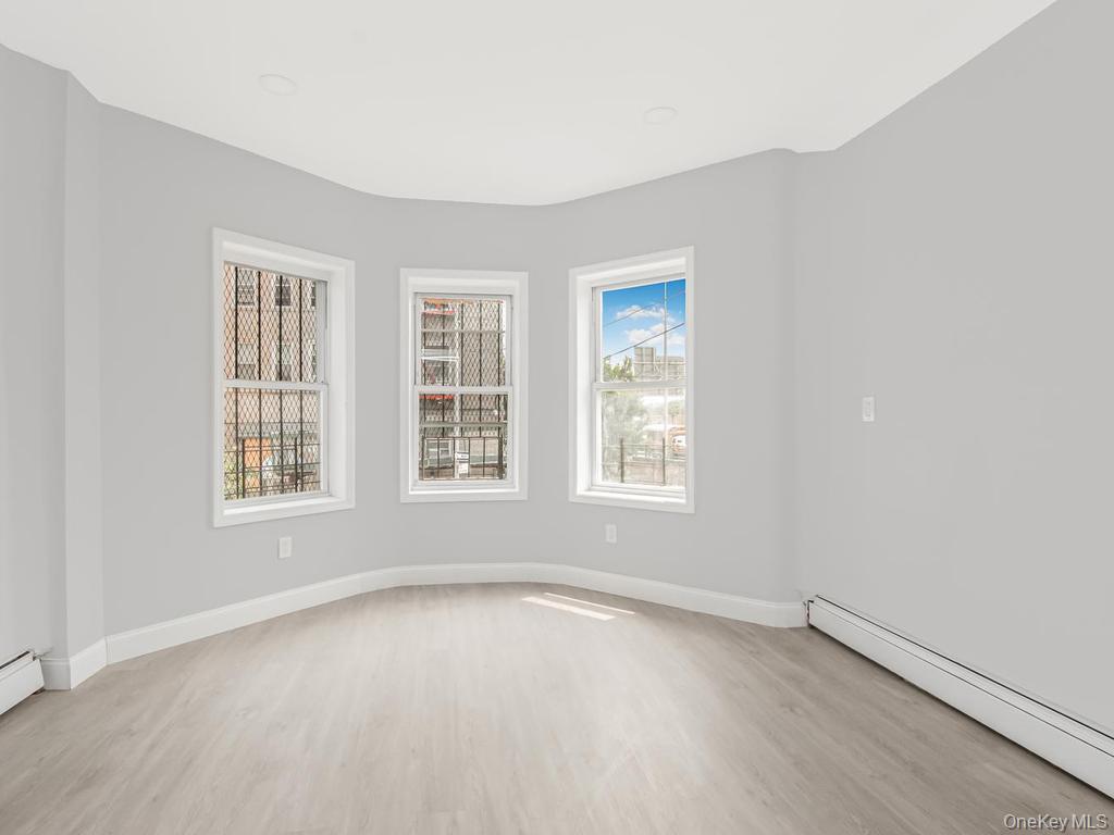 Single Family Longfellow Avenue Bronx, NY 10460, MLS-1032476-16