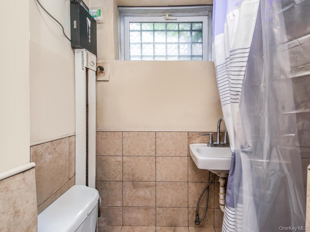 Single Family Longfellow Avenue  Bronx, NY 10460, MLS-1032476-18