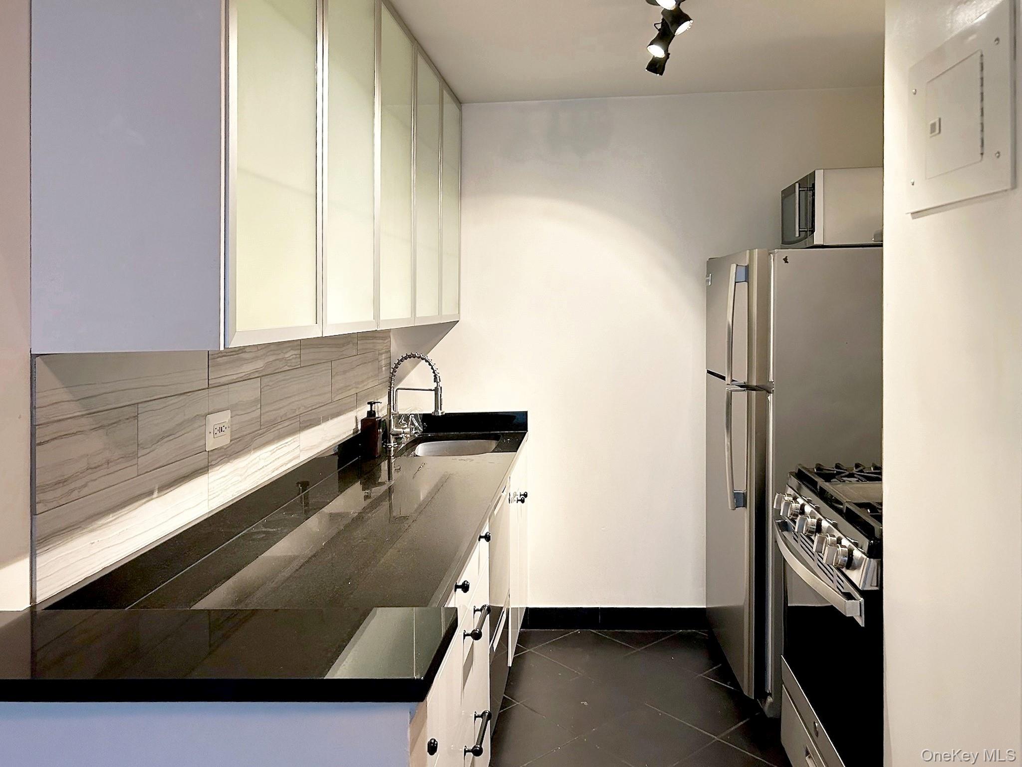 Apartment Fifth Avenue Manhattan, NY 10016, MLS-1032480-7