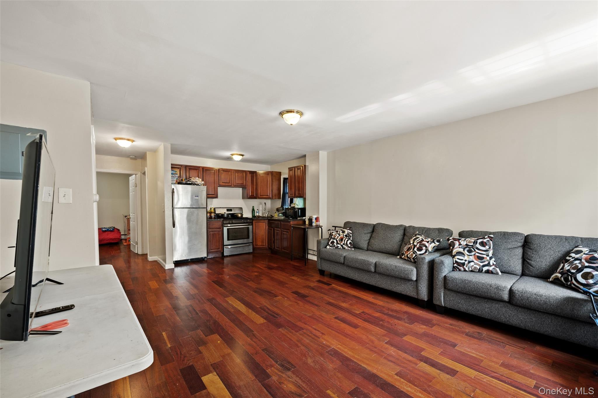 Single Family E 224th Street  Bronx, NY 10466, MLS-1032517-2