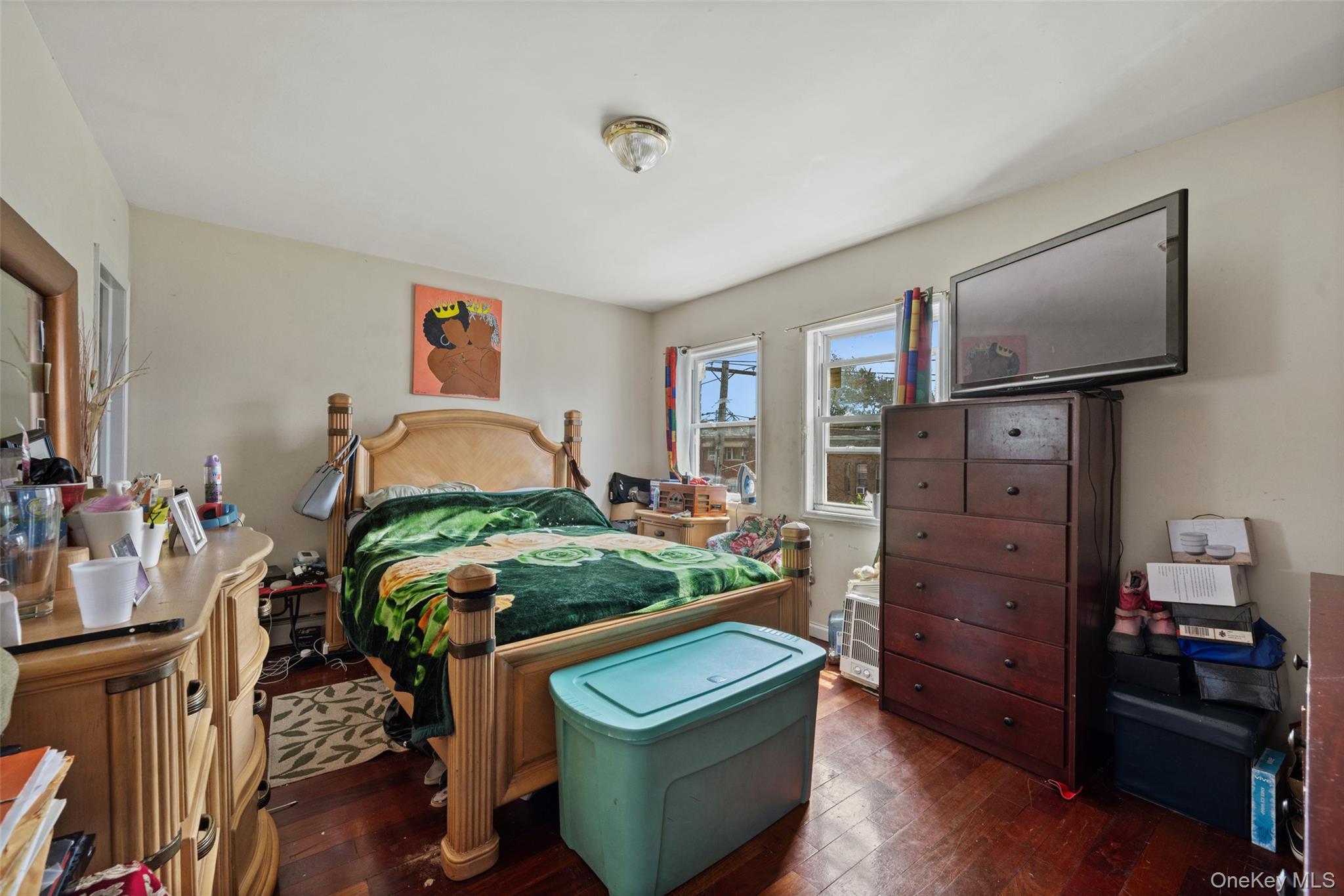 Single Family E 224th Street  Bronx, NY 10466, MLS-1032517-4