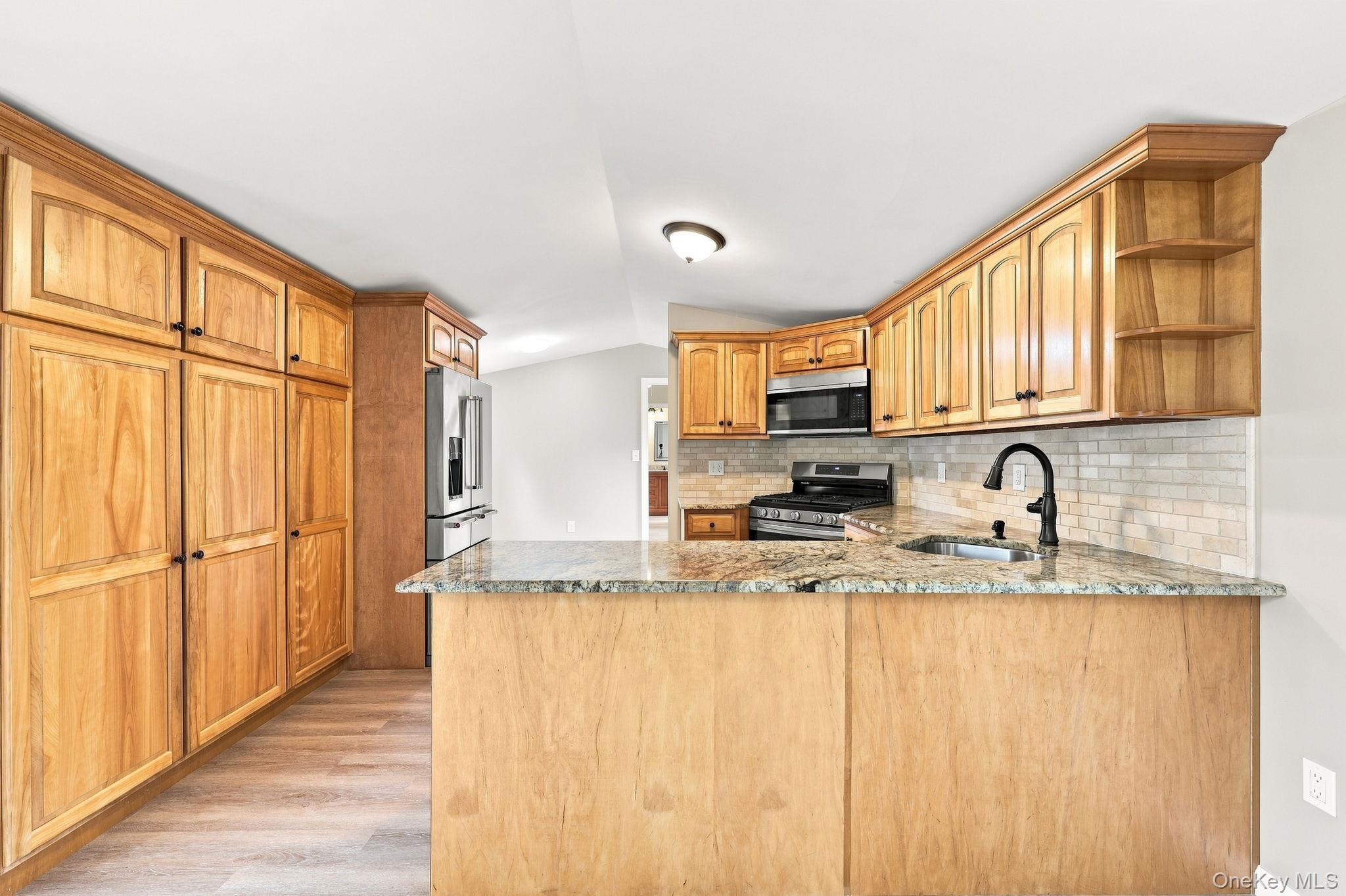 Single Family Mettacahonts Ulster County, NY 12404, MLS-1032520-11