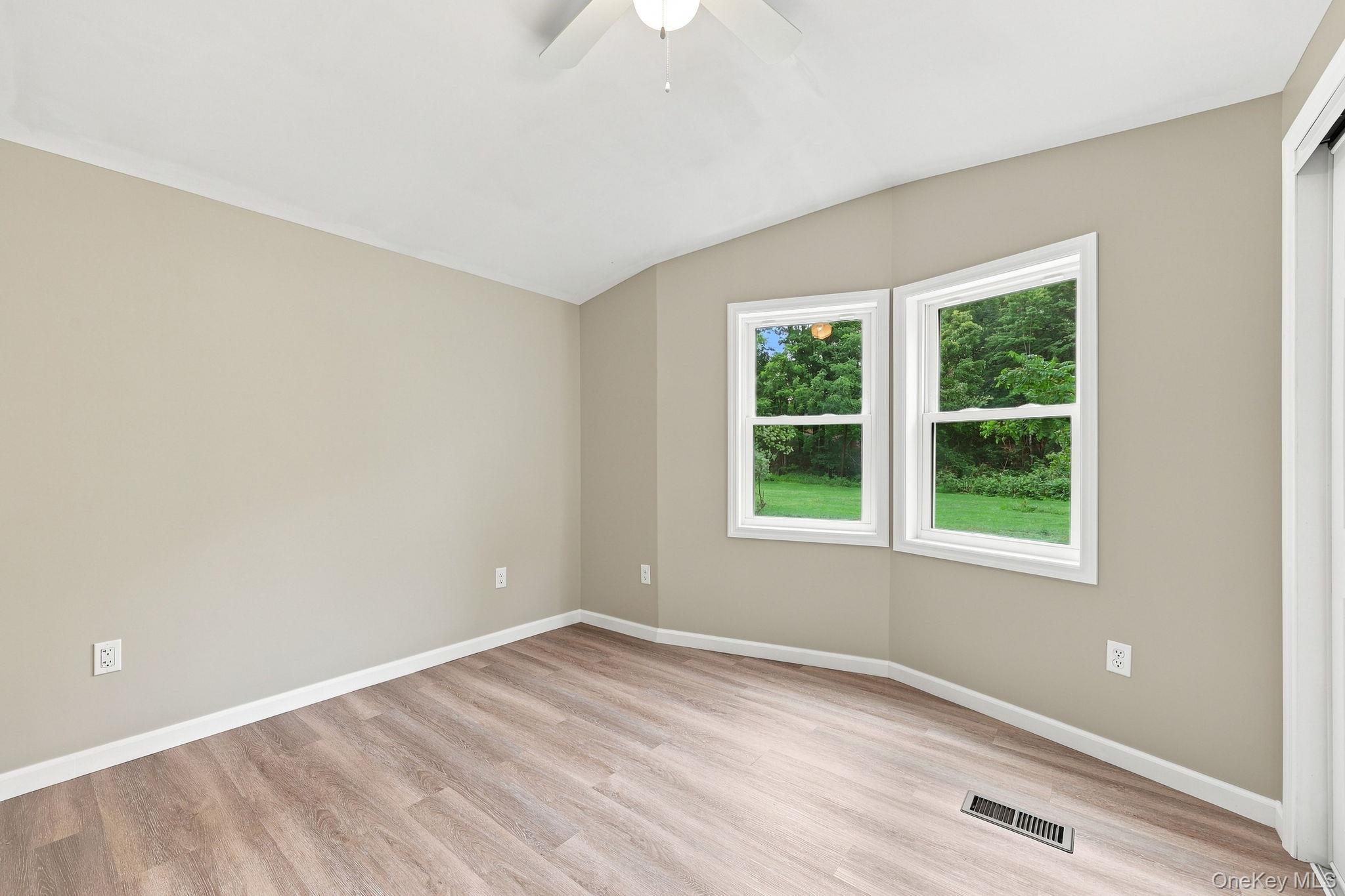 Single Family Mettacahonts Ulster County, NY 12404, MLS-1032520-25
