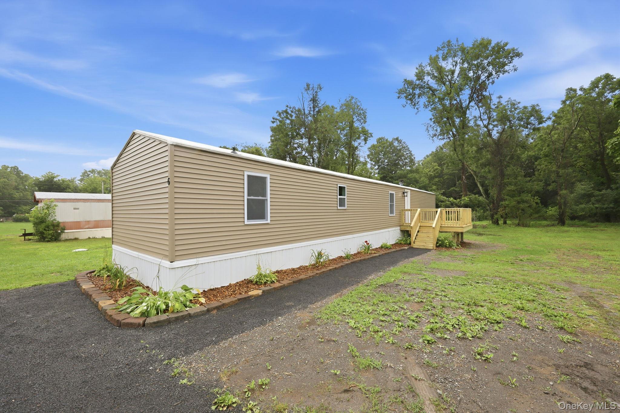 Single Family Mettacahonts Ulster County, NY 12404, MLS-1032520-27
