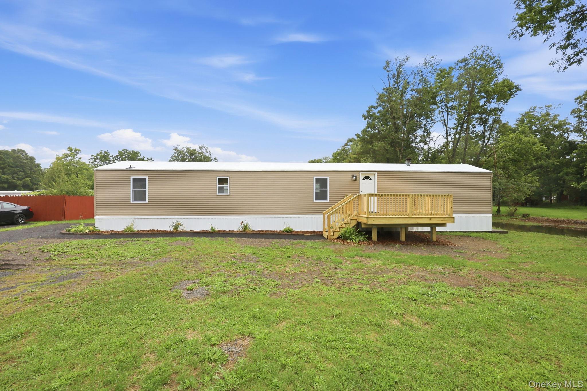 Single Family Mettacahonts Ulster County, NY 12404, MLS-1032520-28