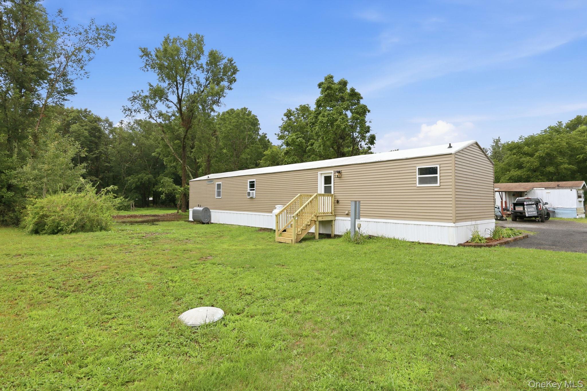 Single Family Mettacahonts Ulster County, NY 12404, MLS-1032520-31