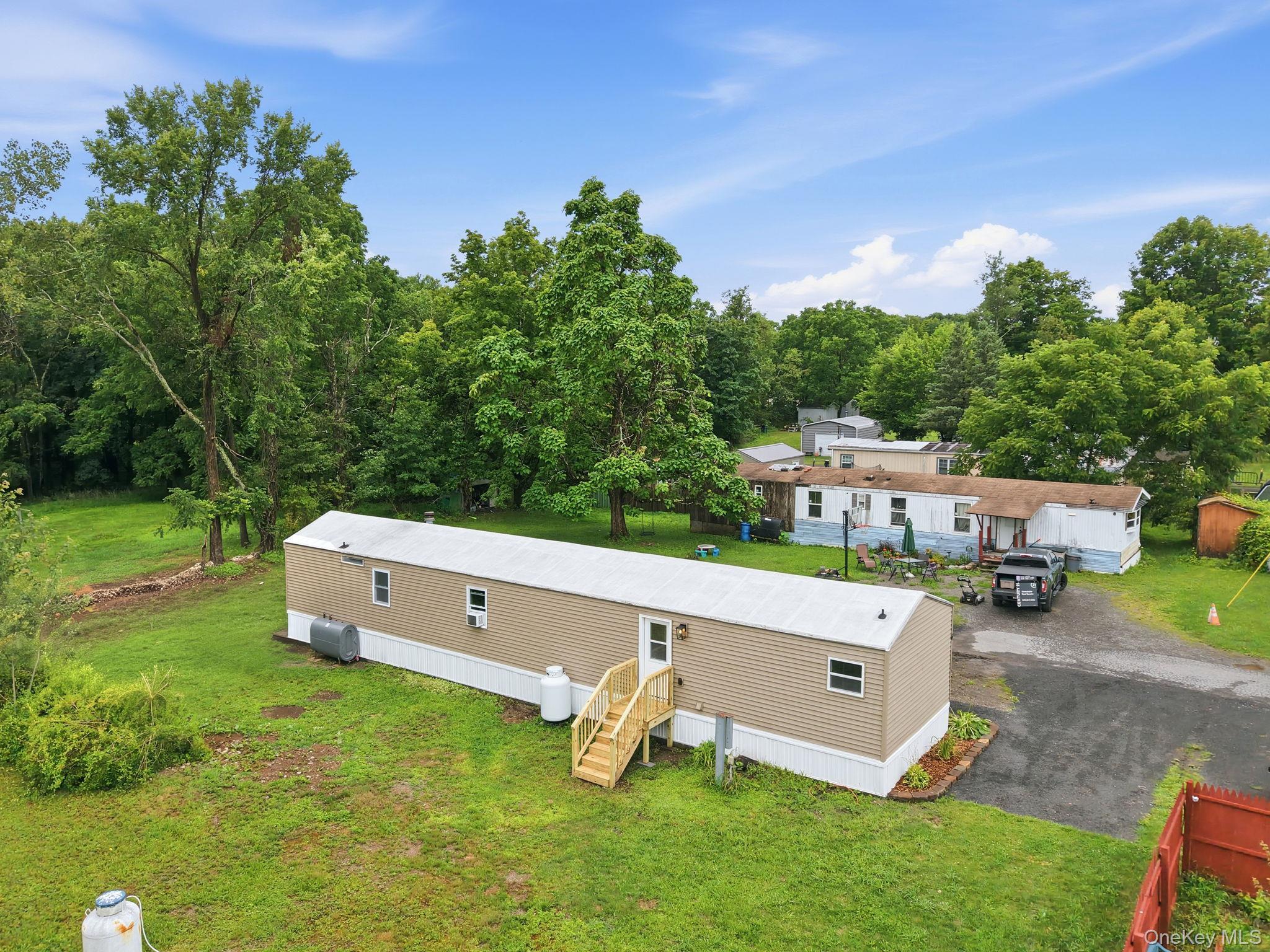 Single Family Mettacahonts Ulster County, NY 12404, MLS-1032520-35