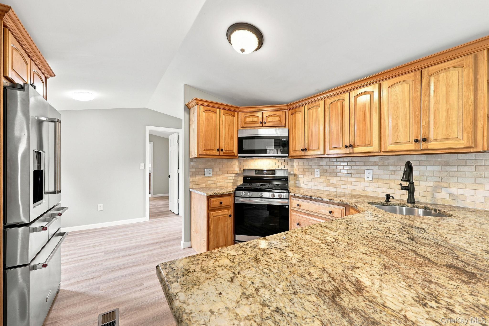 Single Family Mettacahonts Ulster County, NY 12404, MLS-1032520-7