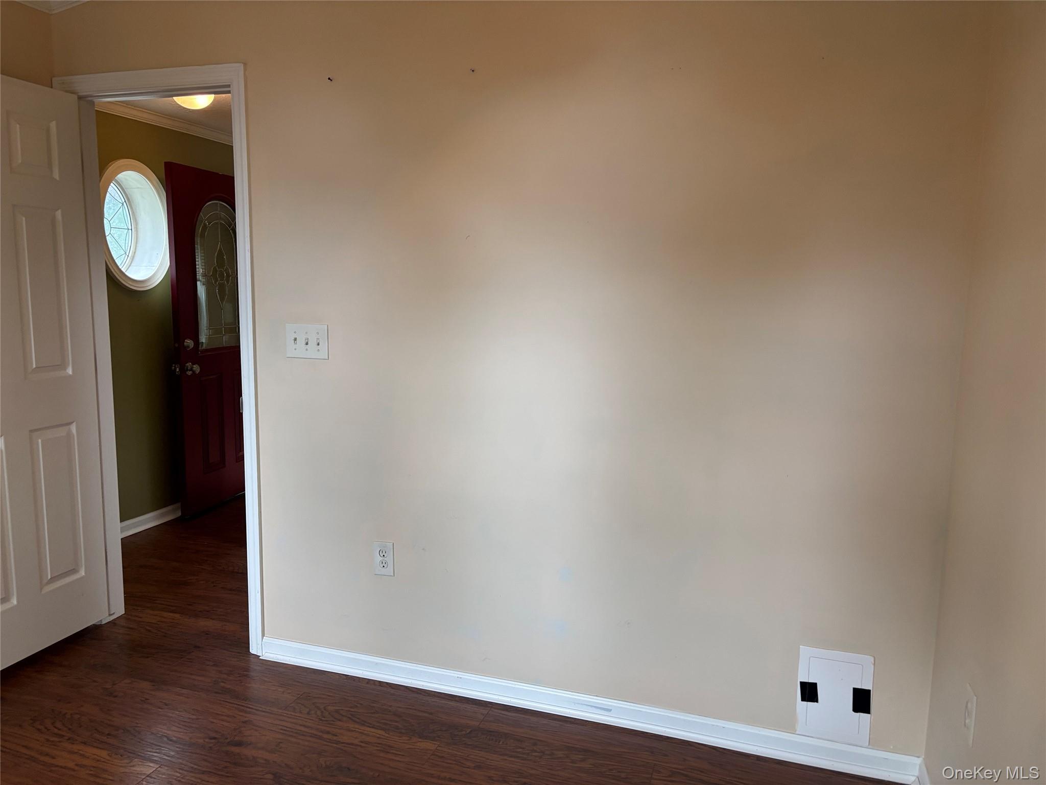 Single Family Old Country Road Suffolk County, NY 11901, MLS-1032525-21