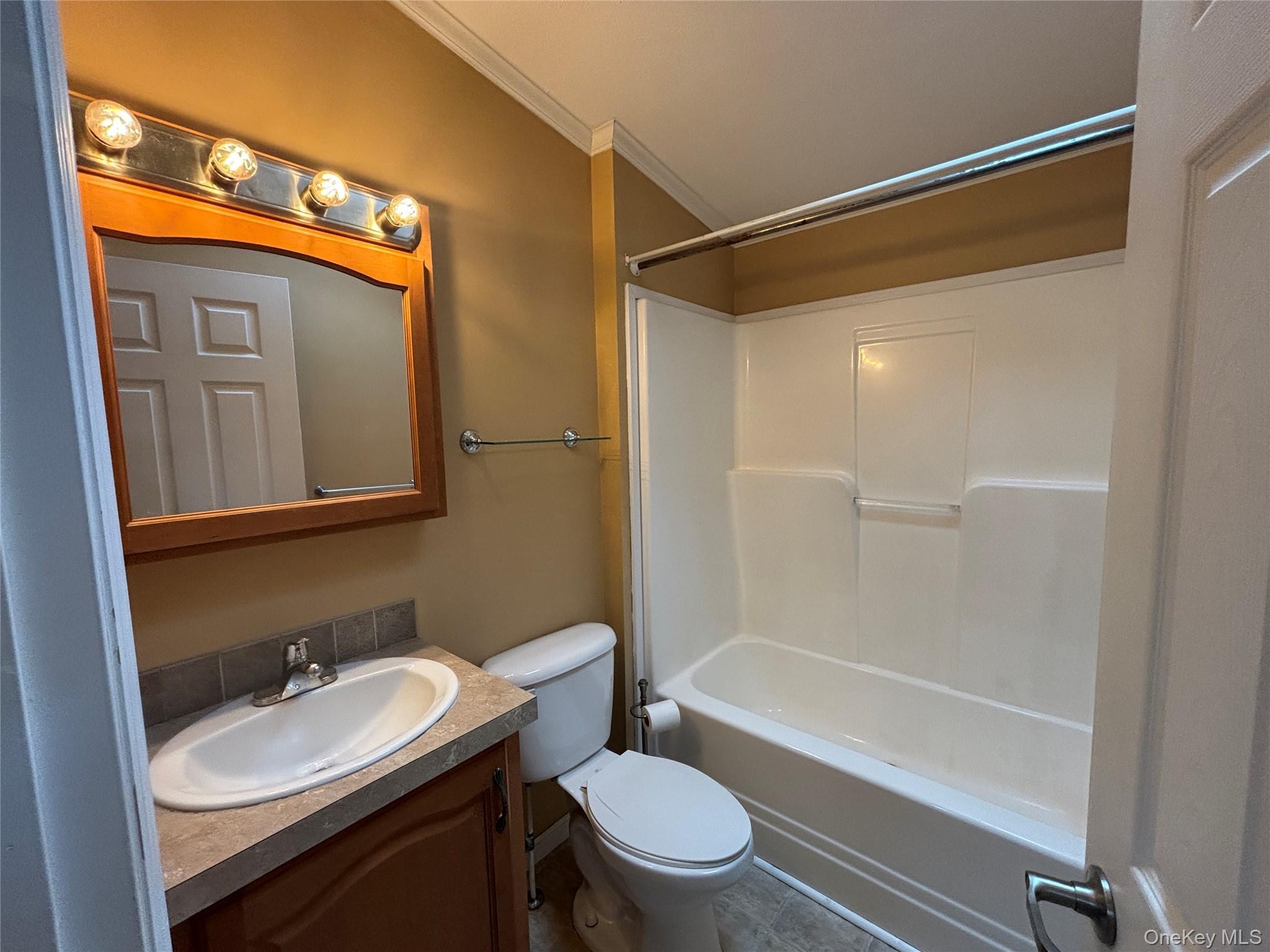Single Family Old Country Road Suffolk County, NY 11901, MLS-1032525-22