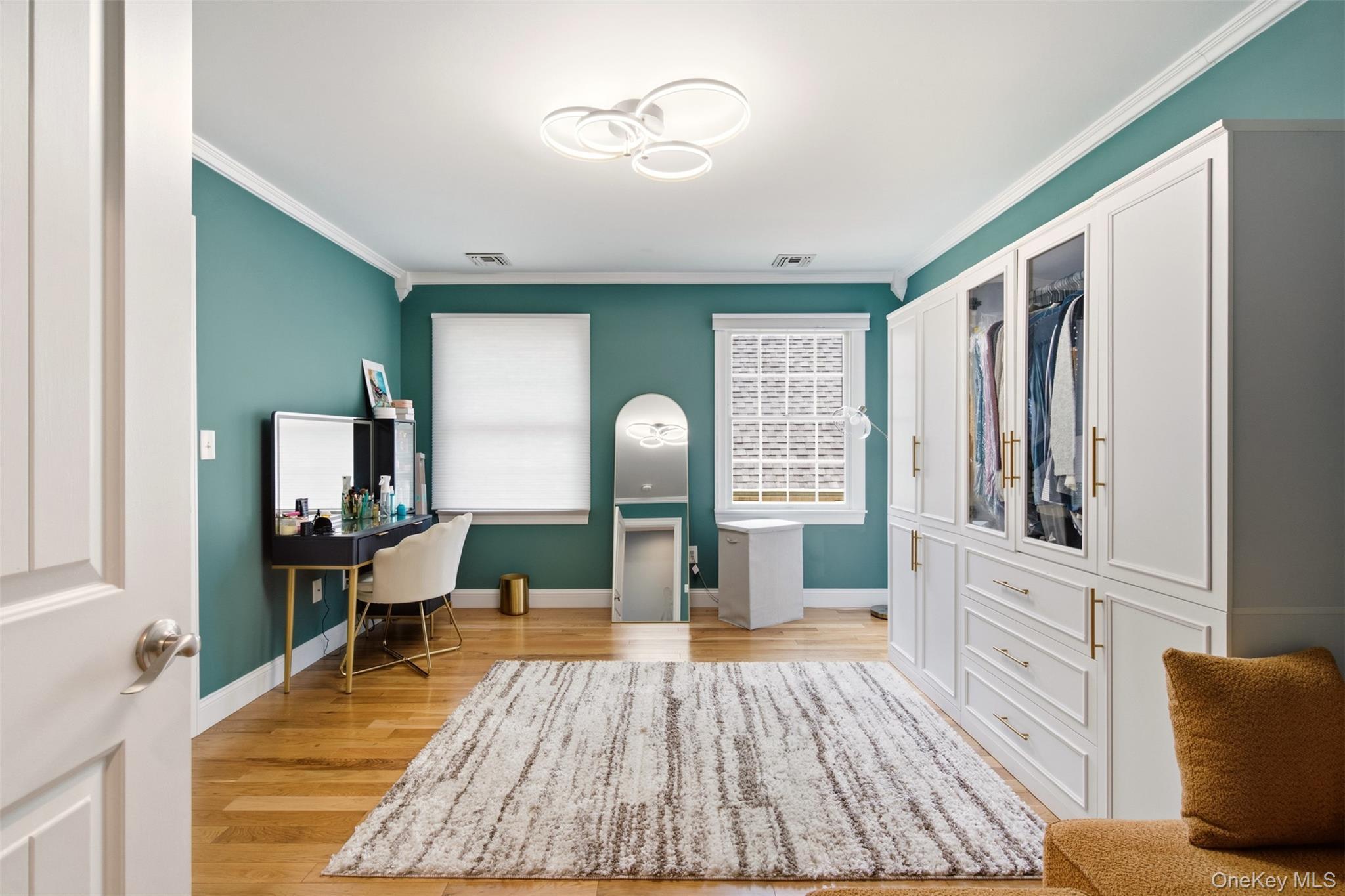 Single Family Eatons Neck Road  Suffolk County, NY 11768, MLS-1032526-13