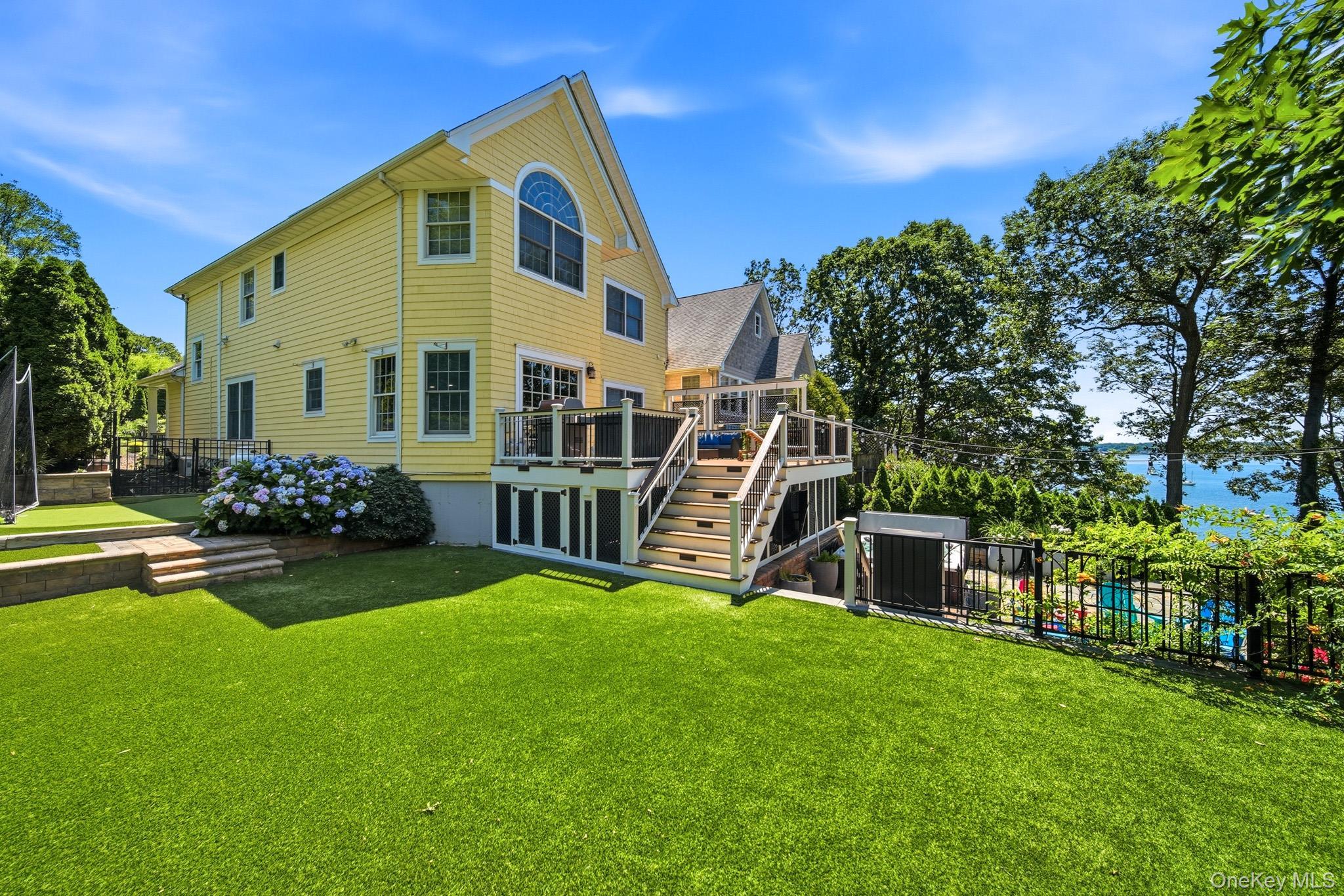 Single Family Eatons Neck Road  Suffolk County, NY 11768, MLS-1032526-20