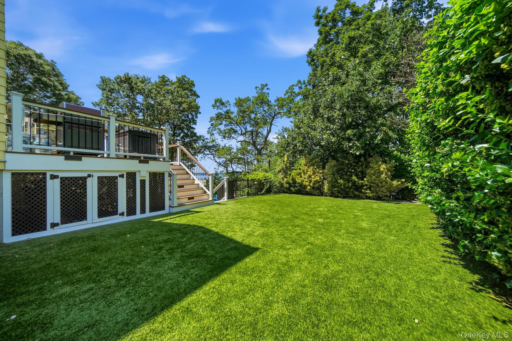 Single Family Eatons Neck Road  Suffolk County, NY 11768, MLS-1032526-23