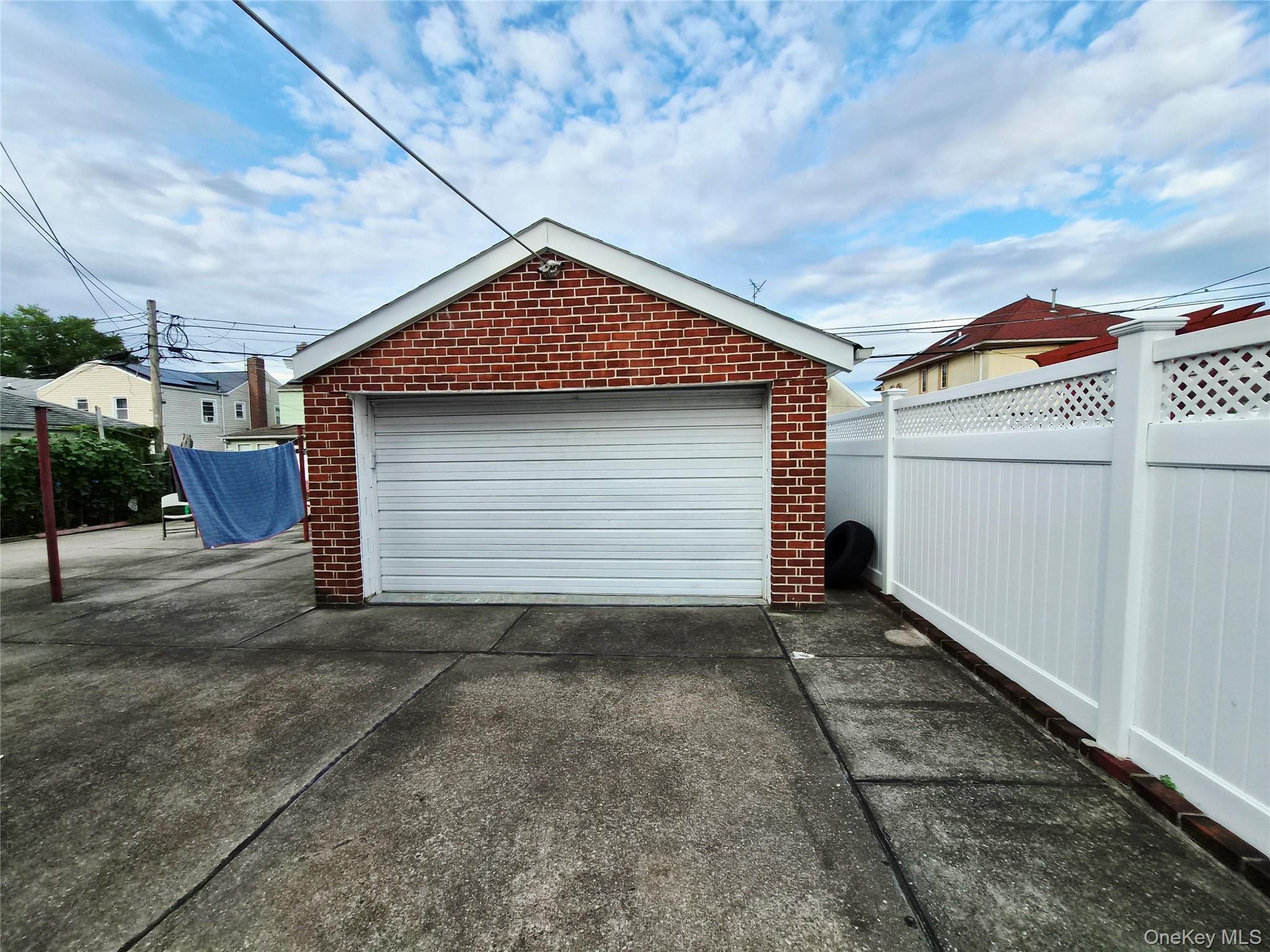 Single Family 251st Street Queens, NY 11426, MLS-1032529-35