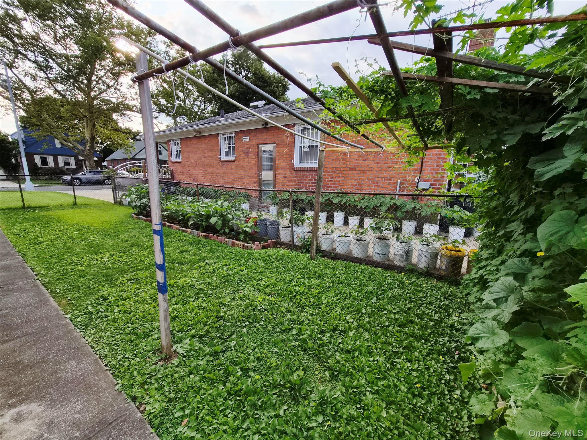 Single Family 251st Street Queens, NY 11426, MLS-1032529-37
