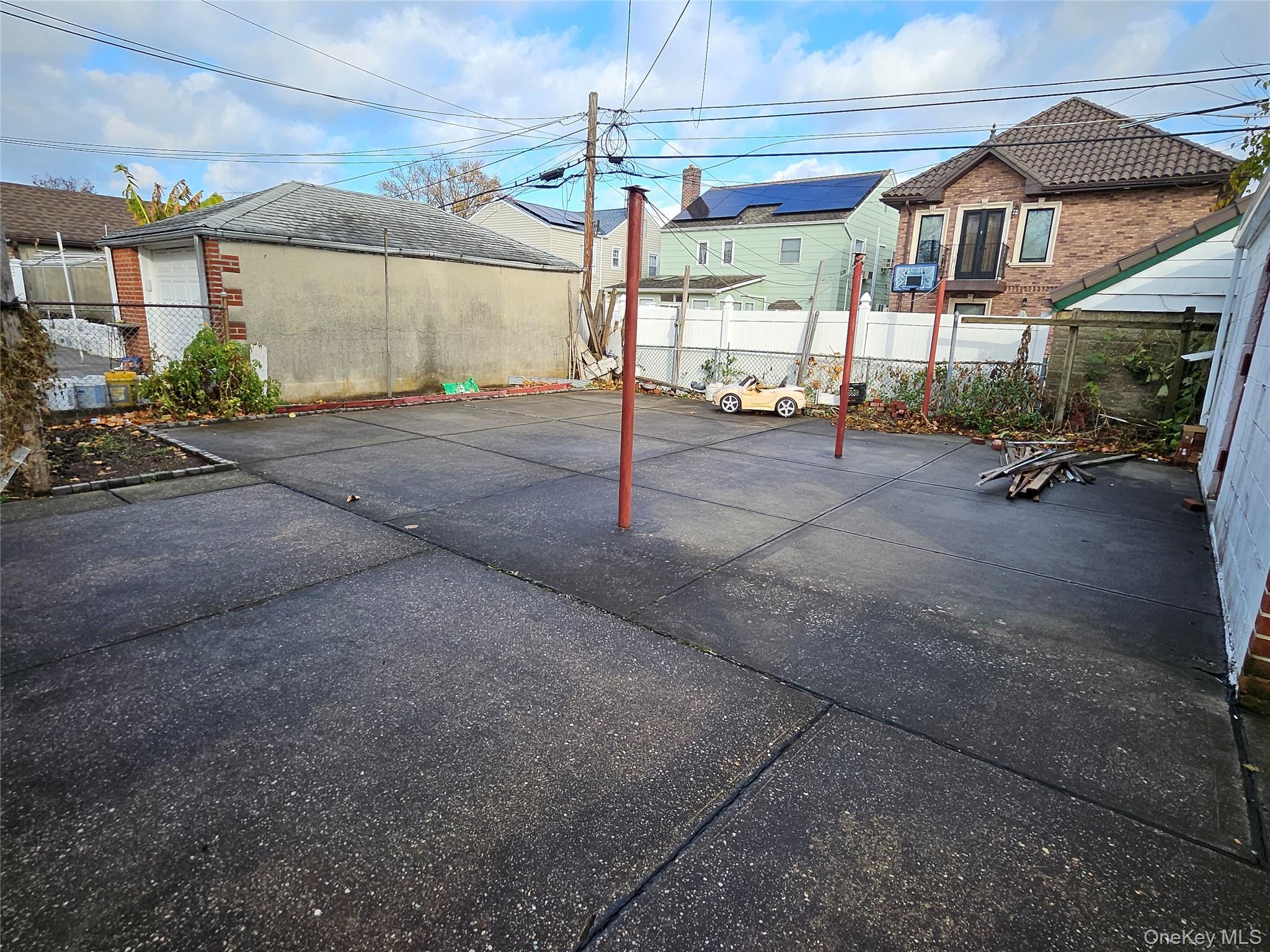 Single Family 251st Street Queens, NY 11426, MLS-1032529-39