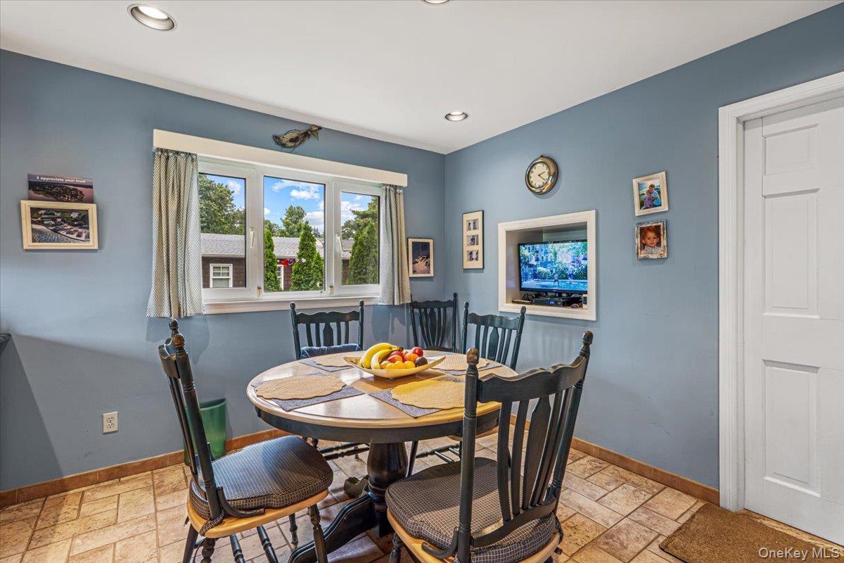 Single Family Hillcrest Avenue Queens, NY 11363, MLS-1032539-13