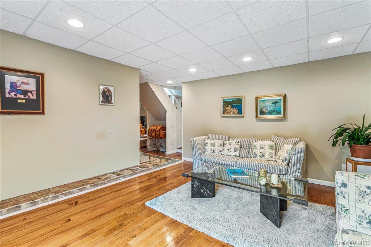 Single Family Hillcrest Avenue Queens, NY 11363, MLS-1032539-27