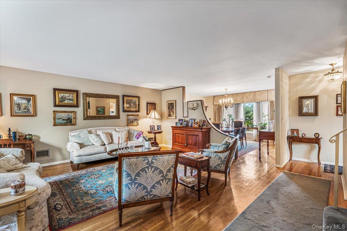 Single Family Hillcrest Avenue Queens, NY 11363, MLS-1032539-5