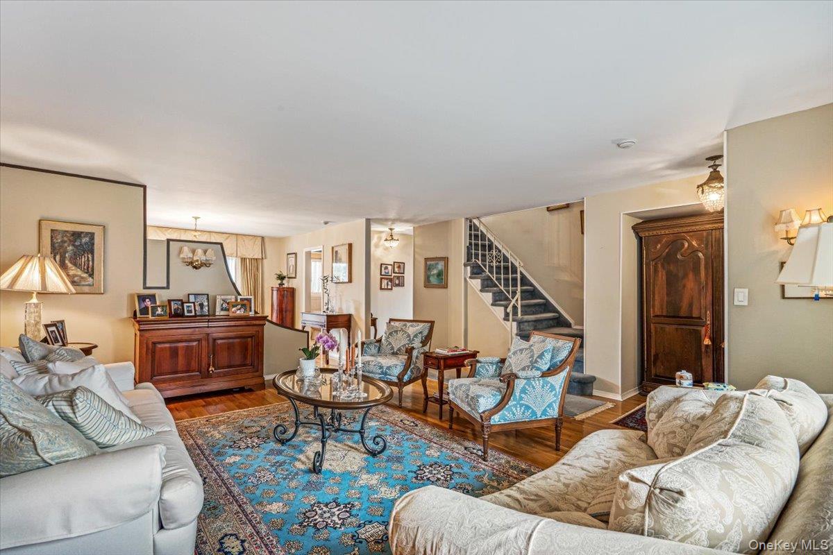Single Family Hillcrest Avenue Queens, NY 11363, MLS-1032539-6