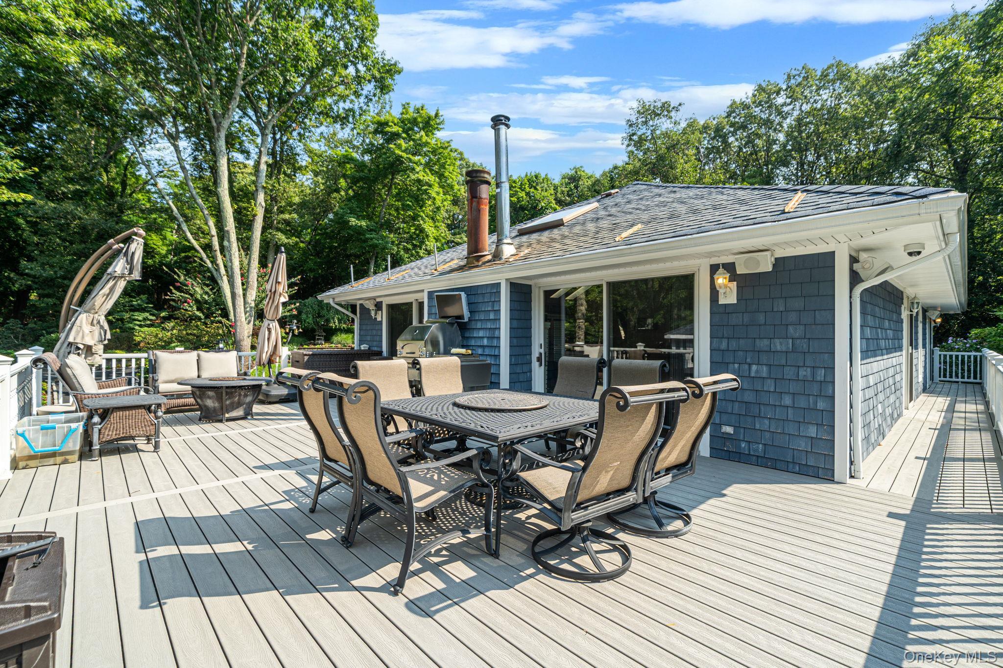 Single Family Old Homestead Road  Suffolk County, NY 11777, MLS-1032540-22