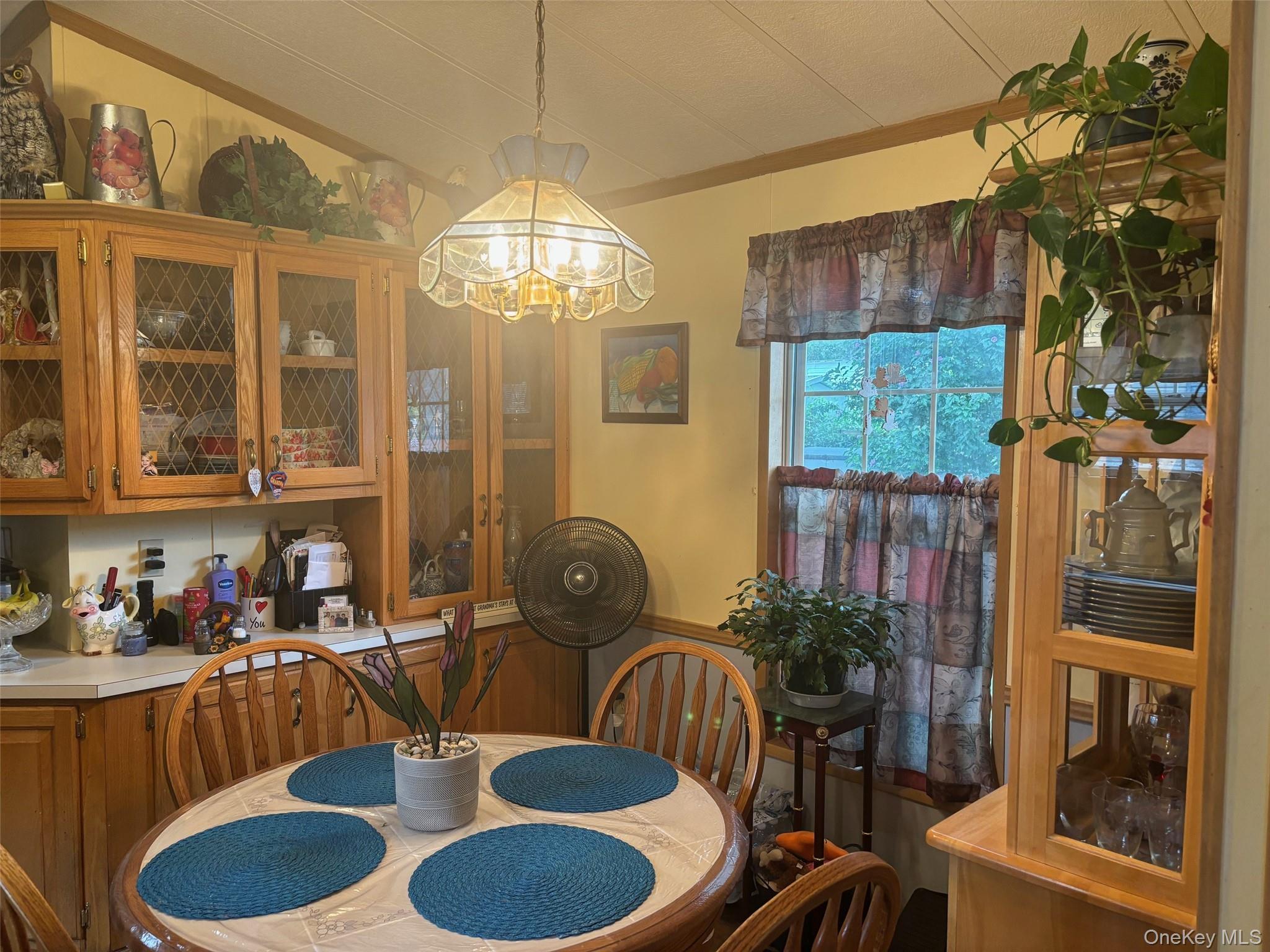 Single Family Old Country Road Suffolk County, NY 11901, MLS-1032547-11