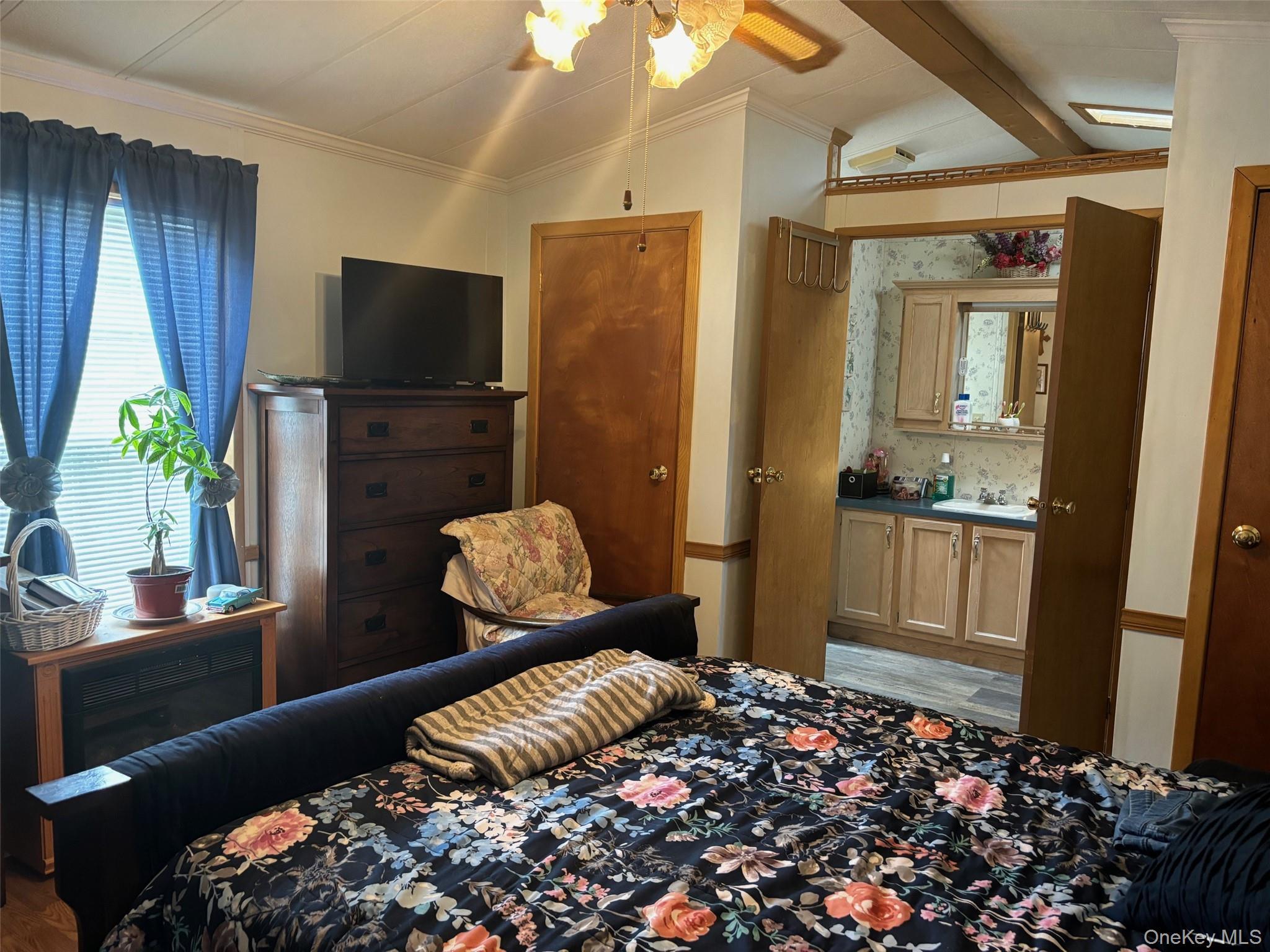 Single Family Old Country Road Suffolk County, NY 11901, MLS-1032547-24