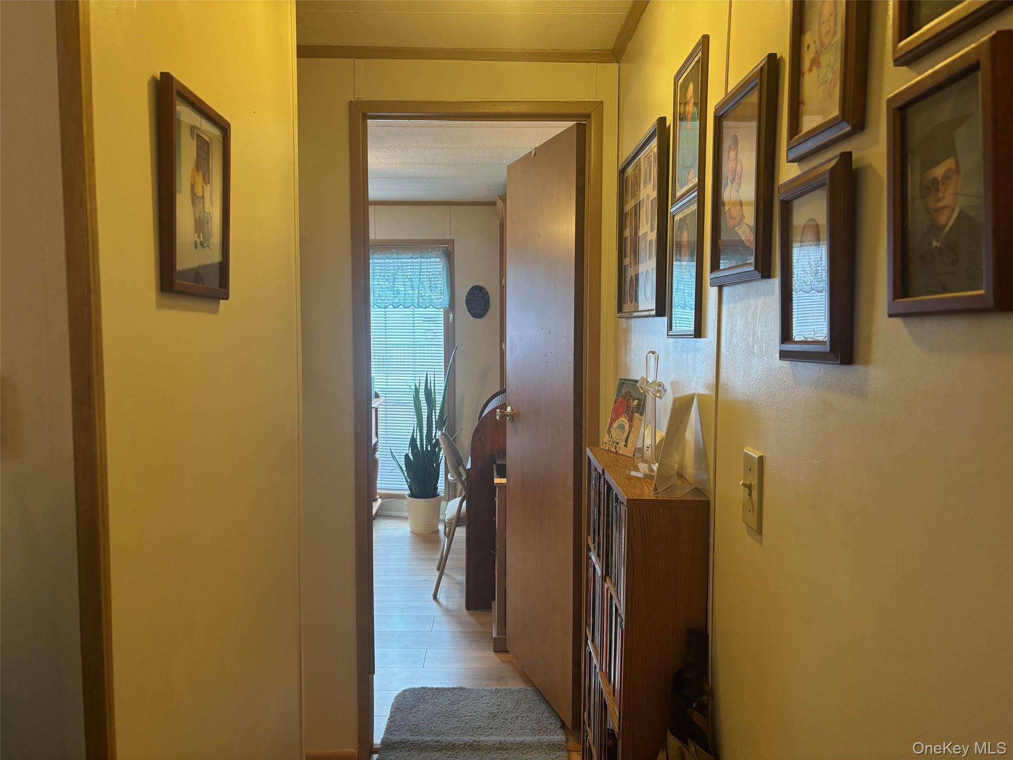 Single Family Old Country Road Suffolk County, NY 11901, MLS-1032547-36