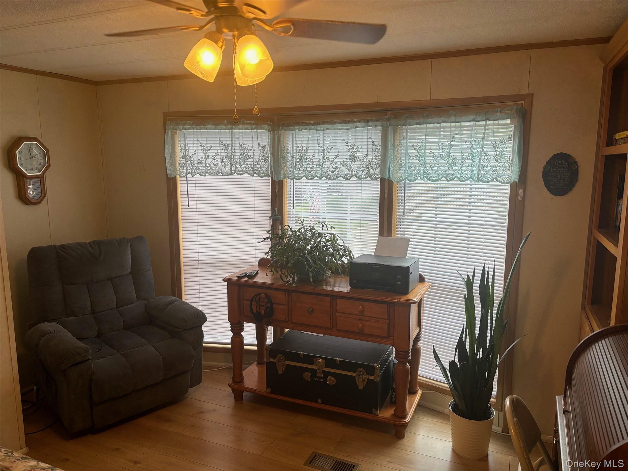 Single Family Old Country Road Suffolk County, NY 11901, MLS-1032547-39