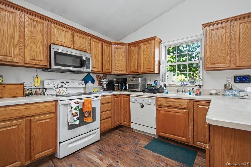 Single Family Rock Hill Drive  Sullivan County, NY 12775, MLS-1032559-15