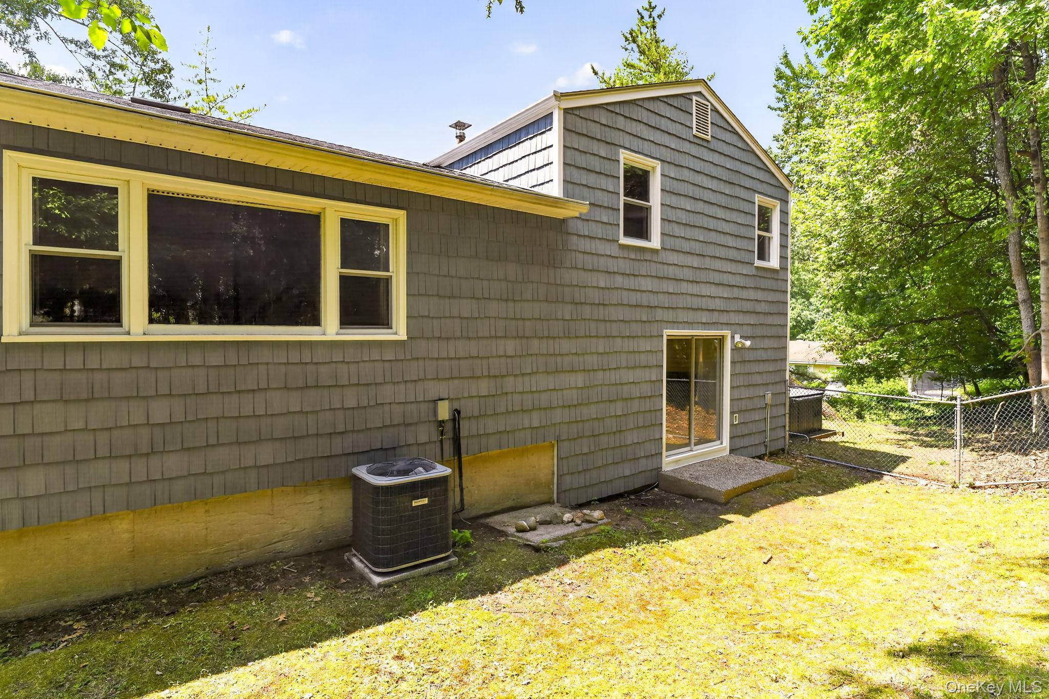 Single Family Gates Place Rockland County, NY 10983, MLS-1032583-34