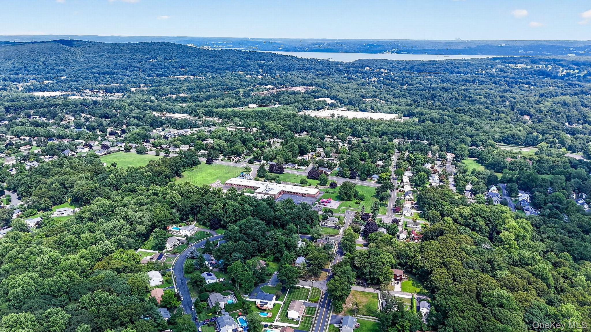 Single Family Gates Place Rockland County, NY 10983, MLS-1032583-41